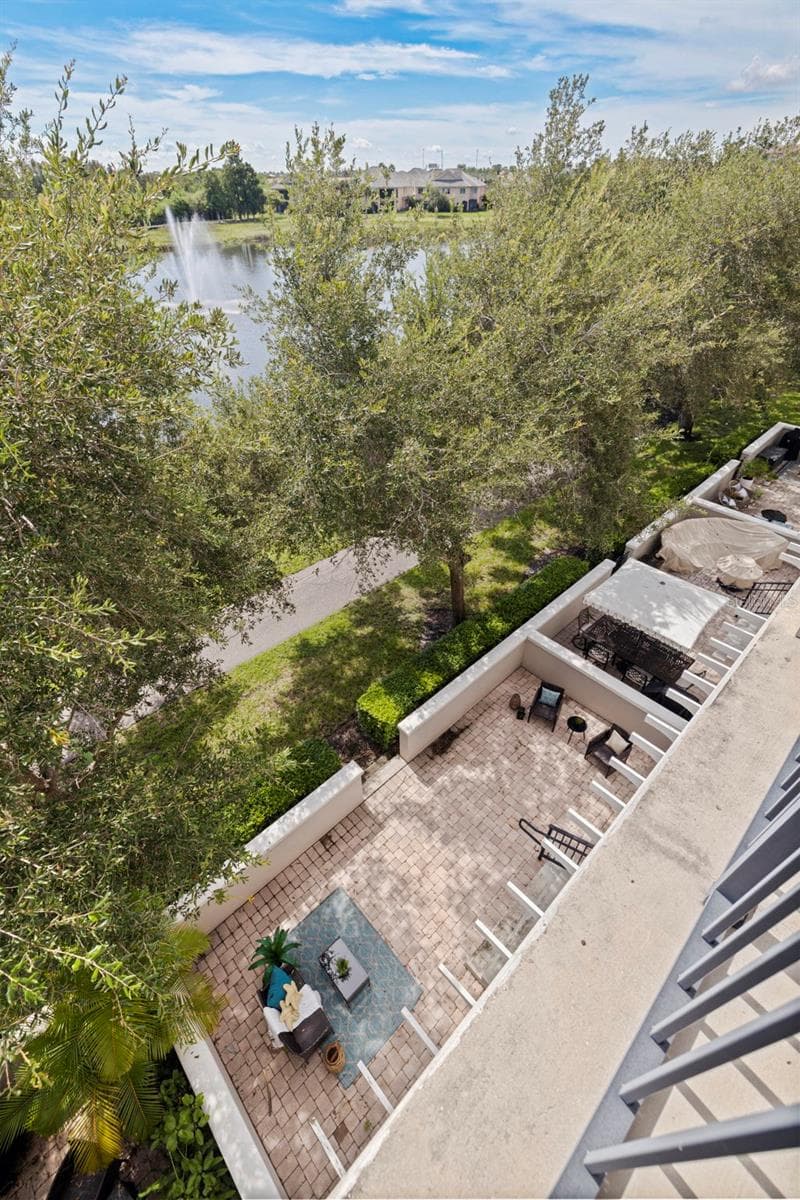 Townhouse at 300 NEWBURY PL N, ST PETERSBURG, photo 39 of 73