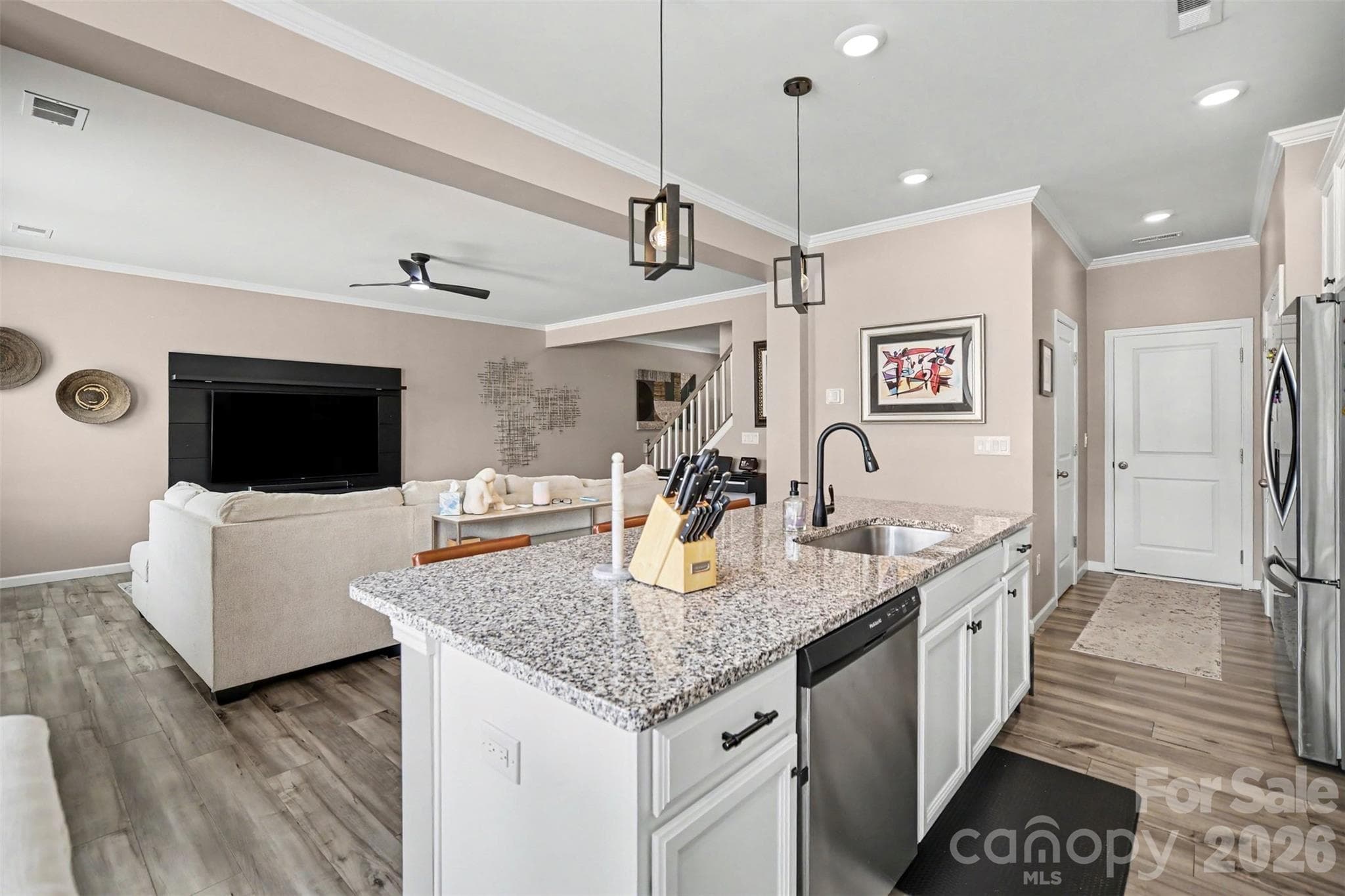 Townhouse at 8131 Merryvale Lane, Charlotte, photo 12 of 29