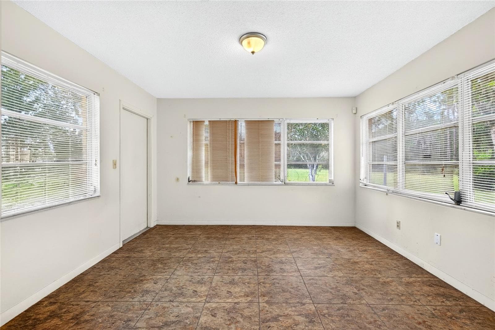 Single Family Residence at 10260 SE 129TH CT, DUNNELLON, photo 22 of 28