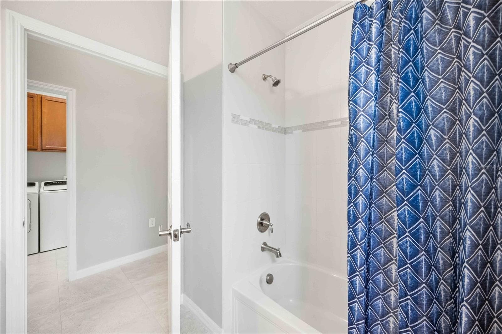 Single Family Residence at 10393 CROOKED CREEK DR, VENICE, photo 23 of 58