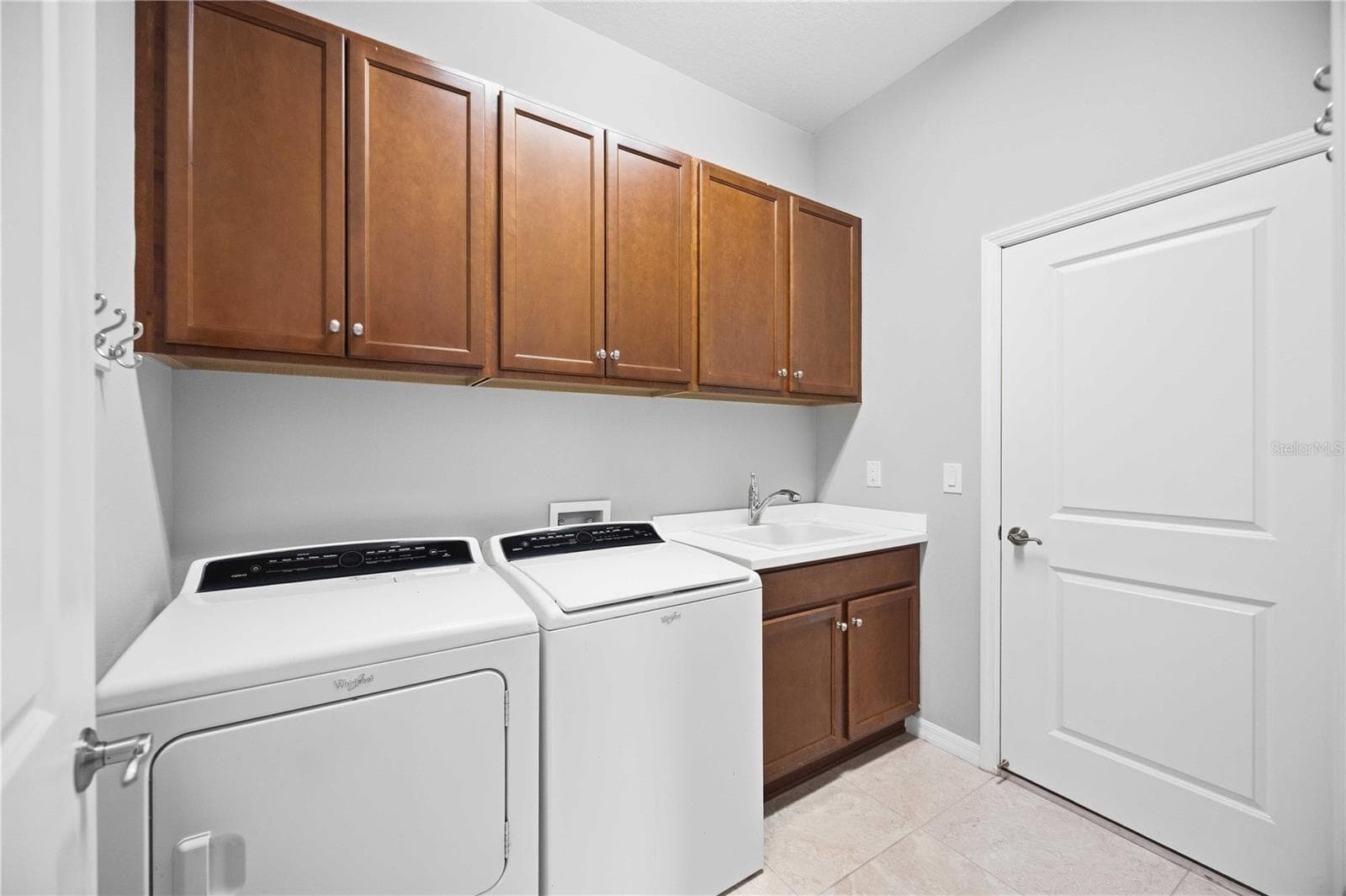 Single Family Residence at 10393 CROOKED CREEK DR, VENICE, photo 24 of 58