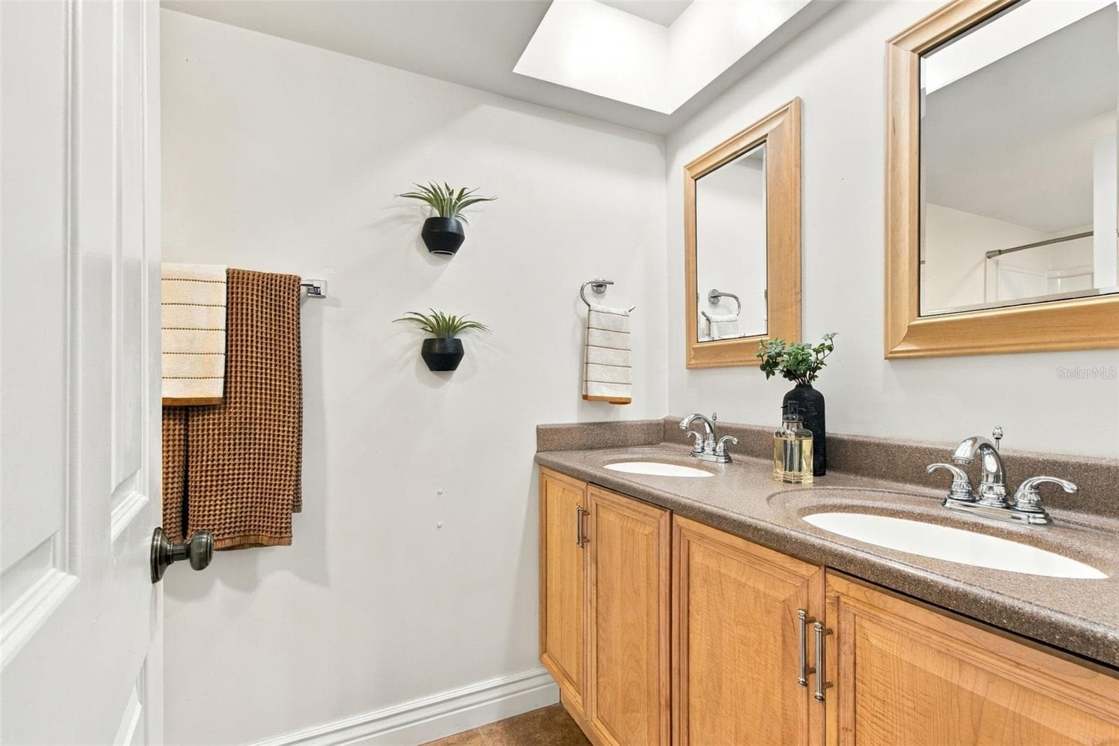 Single Family Residence at 3063 MOCKINGBIRD CT, CLEARWATER, photo 40 of 56