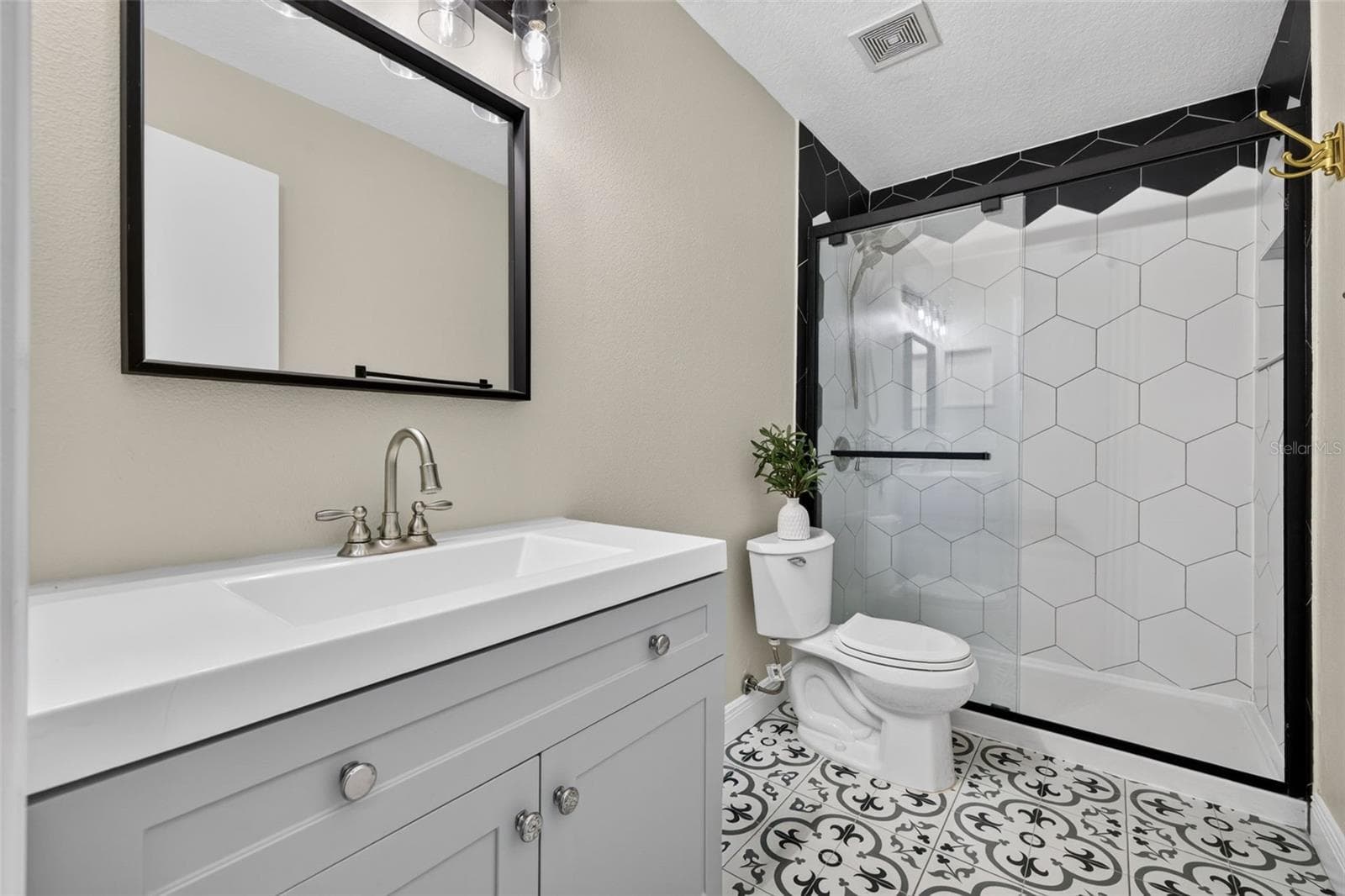 Single Family Residence at 10930 SUBTLE TRAIL DR, RIVERVIEW, photo 40 of 56