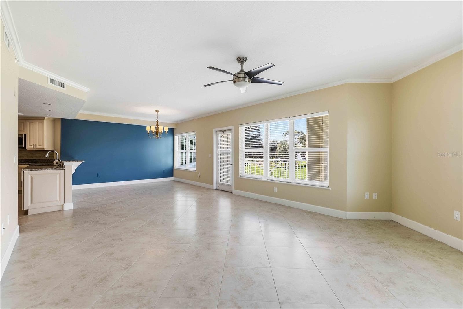 Condominium at 7820 34TH AVE W #102, BRADENTON, photo 7 of 32