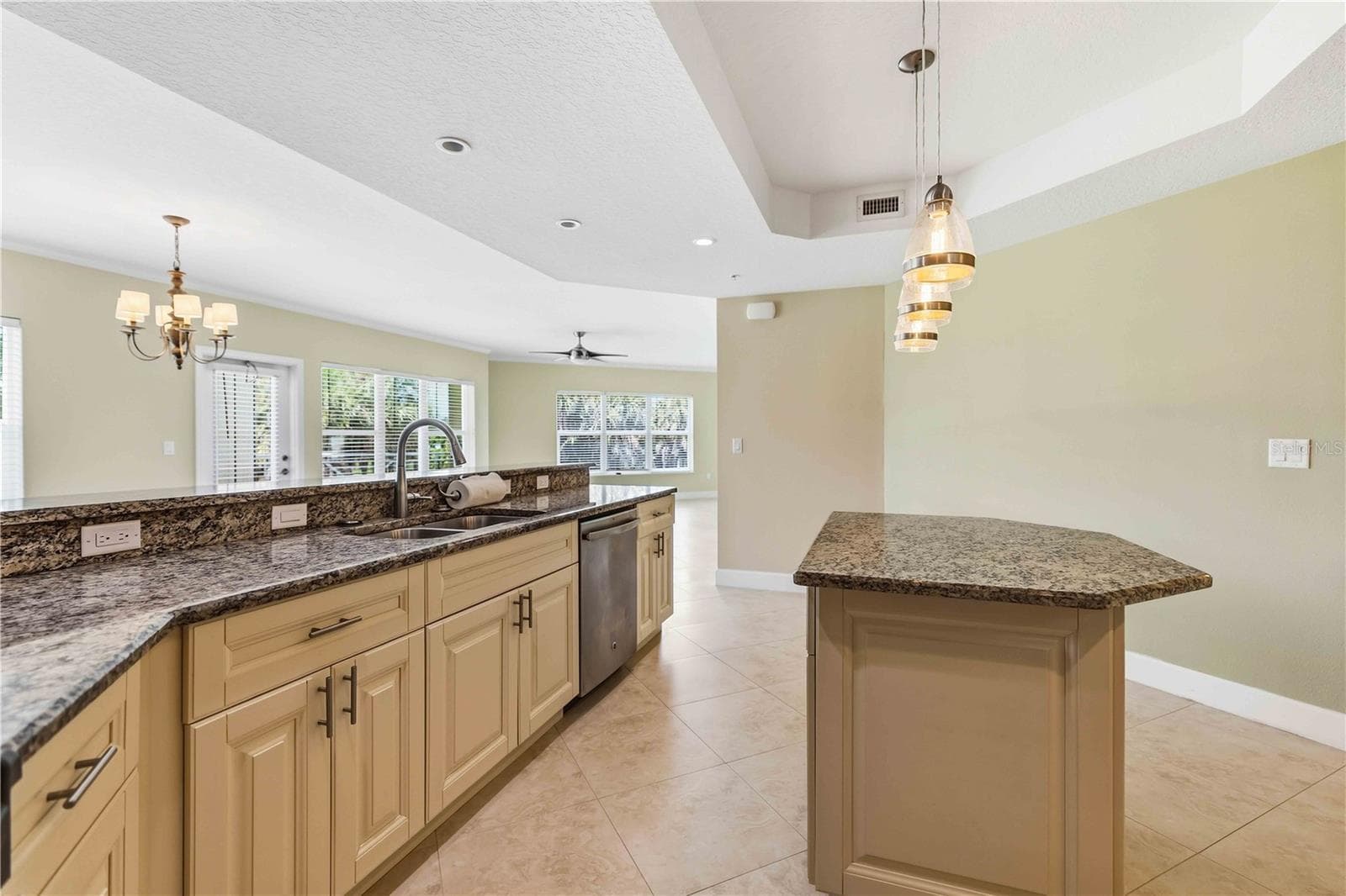 Condominium at 7820 34TH AVE W #102, BRADENTON, photo 11 of 32
