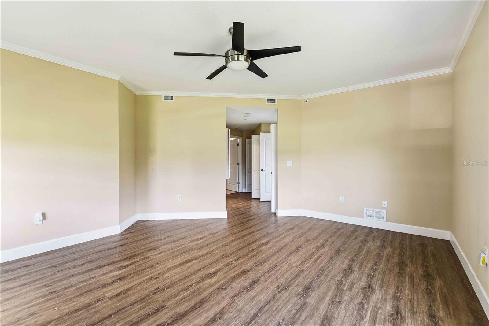 Condominium at 7820 34TH AVE W #102, BRADENTON, photo 18 of 32