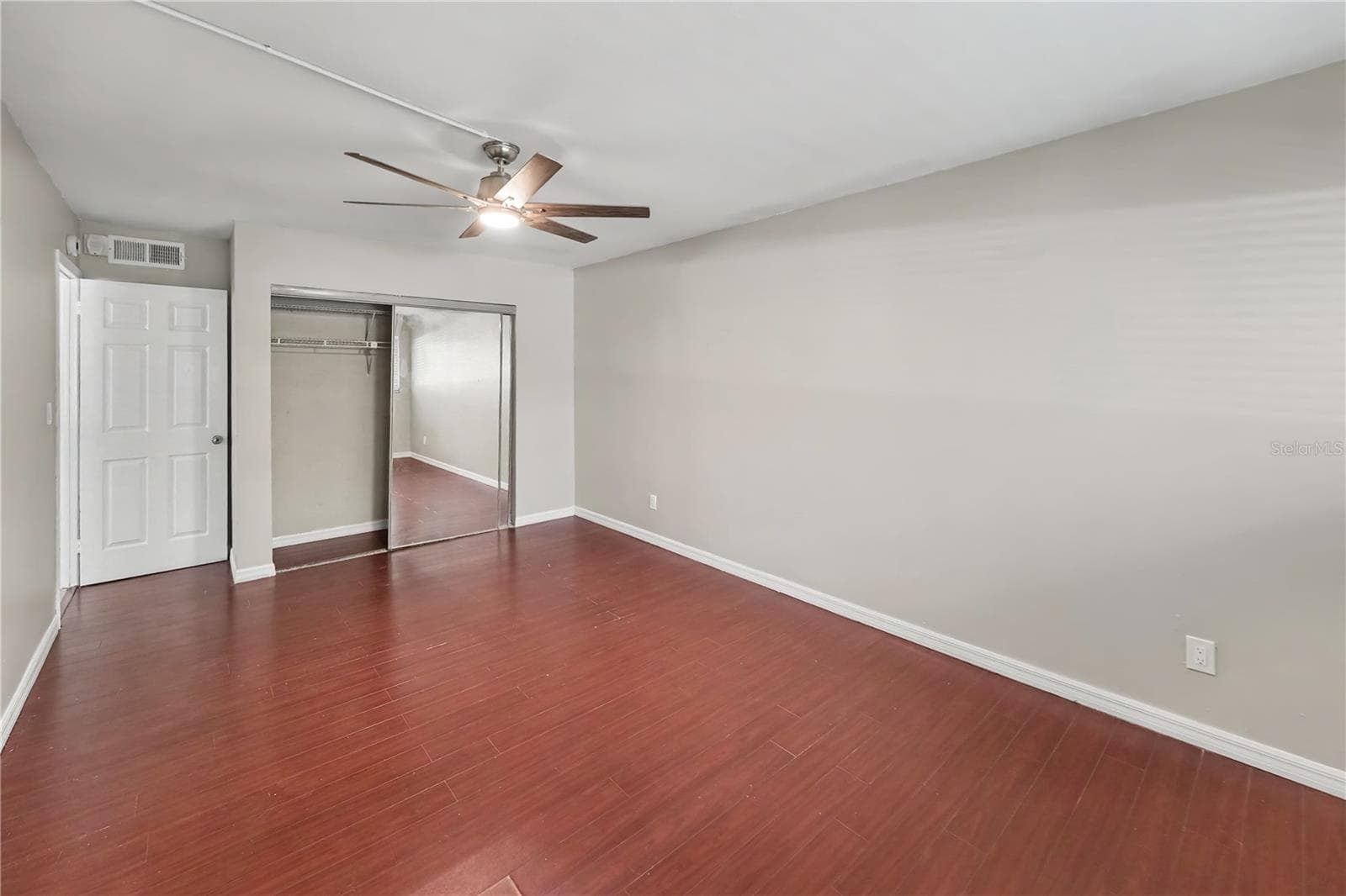 Condominium at 4450 40TH AVE N #D12, ST PETERSBURG, photo 13 of 23