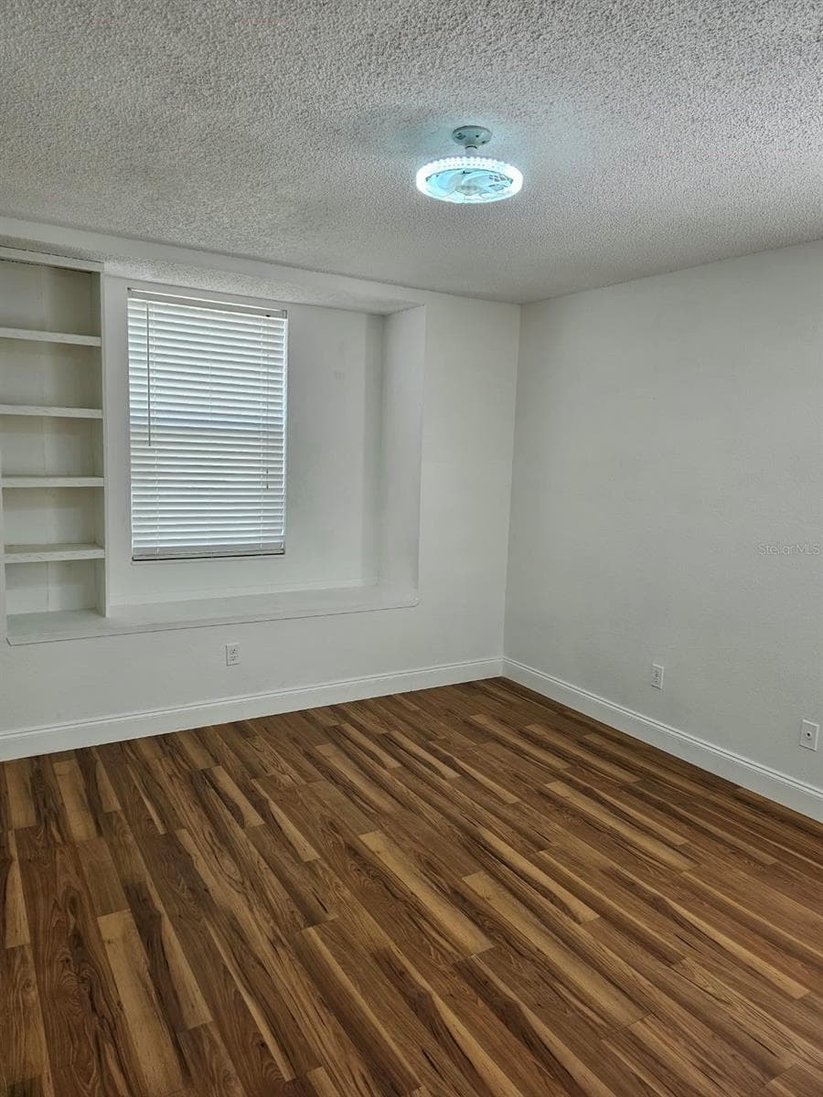 Single Family Residence at 2320 PEBBLE BROOK RD, KISSIMMEE, photo 18 of 24