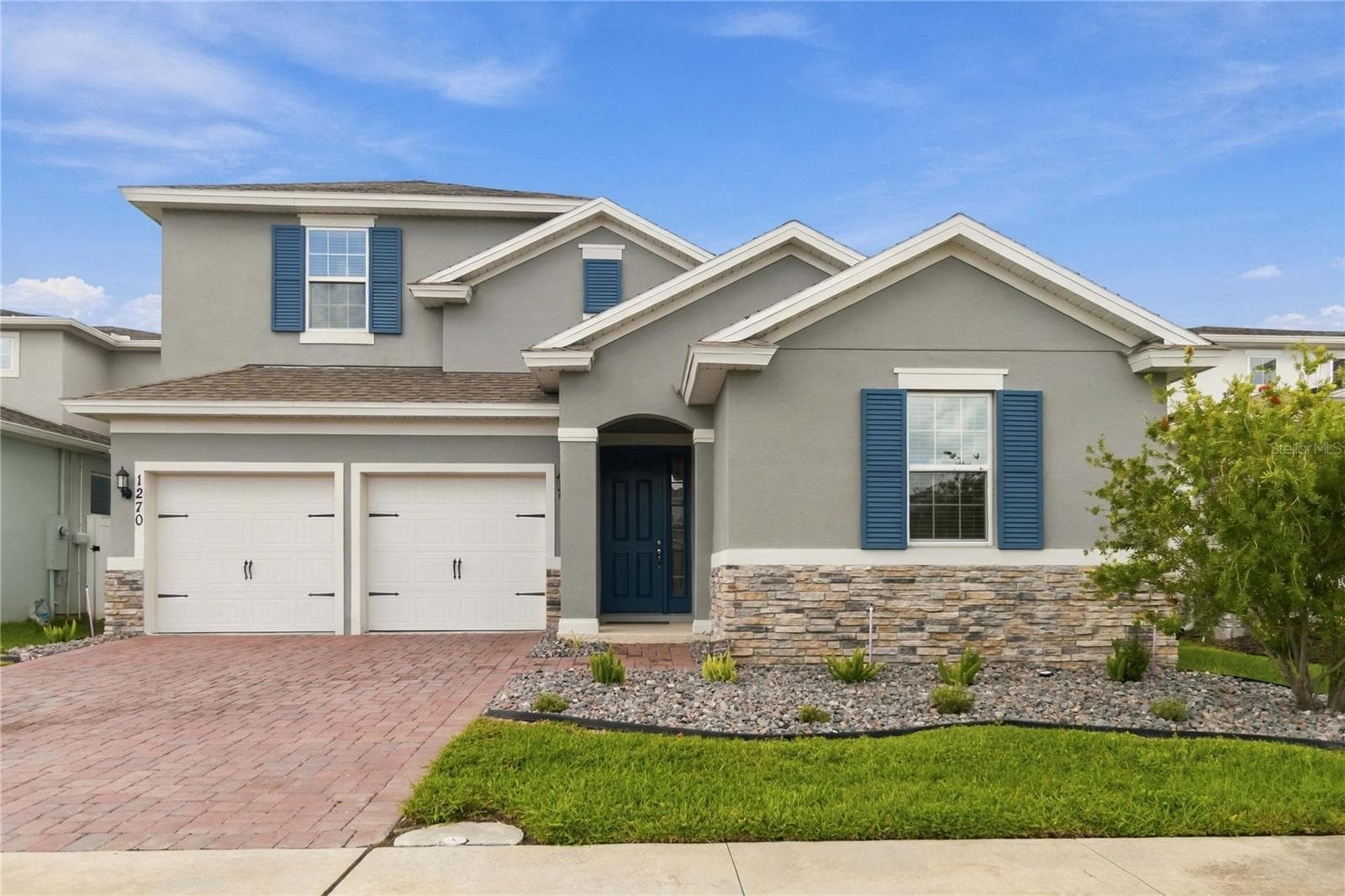 1270 FOX HEDGE LN
