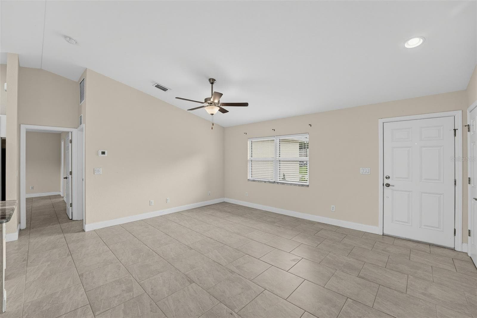Front door enters into the great room - 2580 VOGLER LN, NORTH PORT