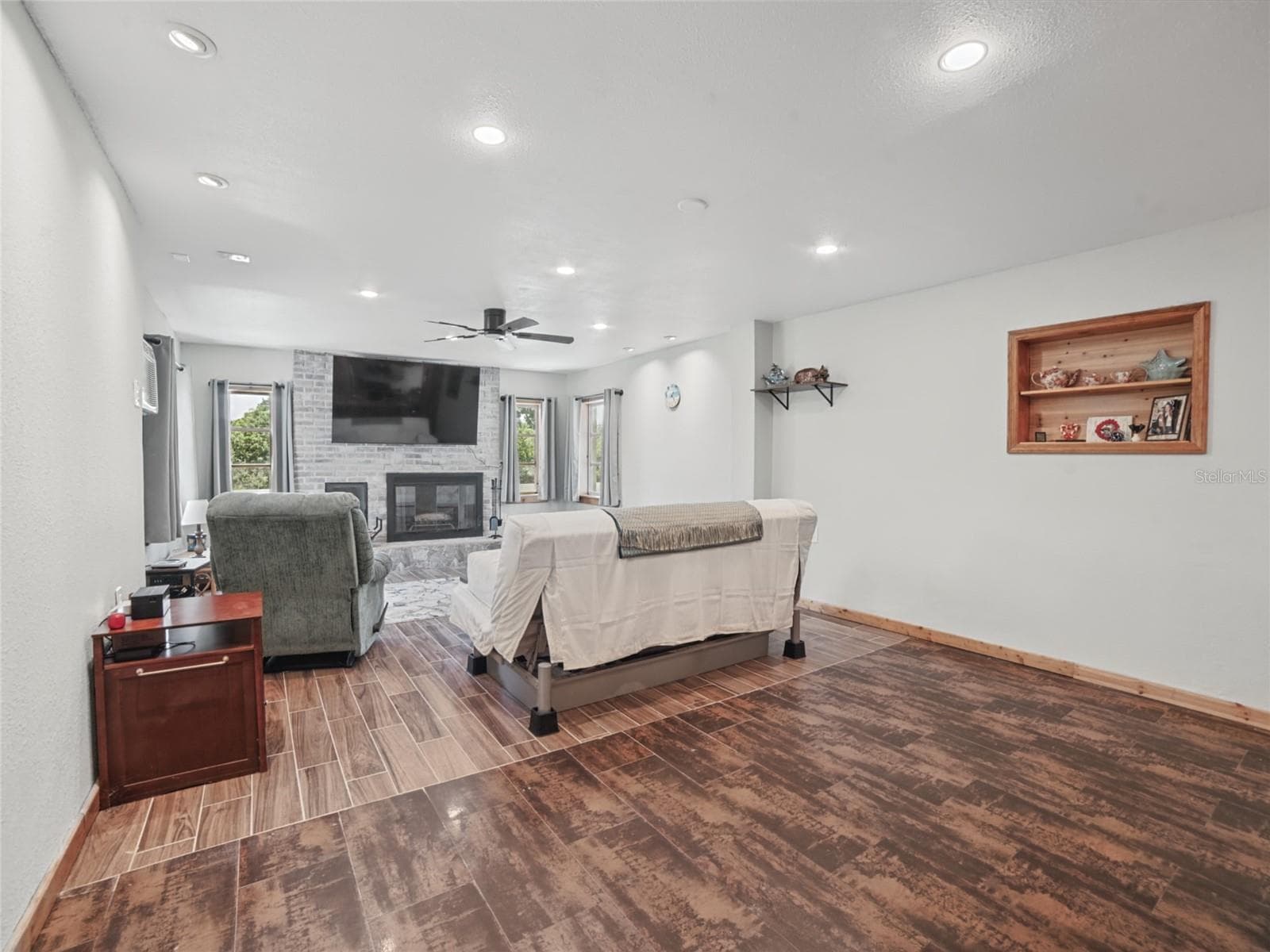 Single Family Residence at 6726 UDELL LN, HUDSON, photo 12 of 41