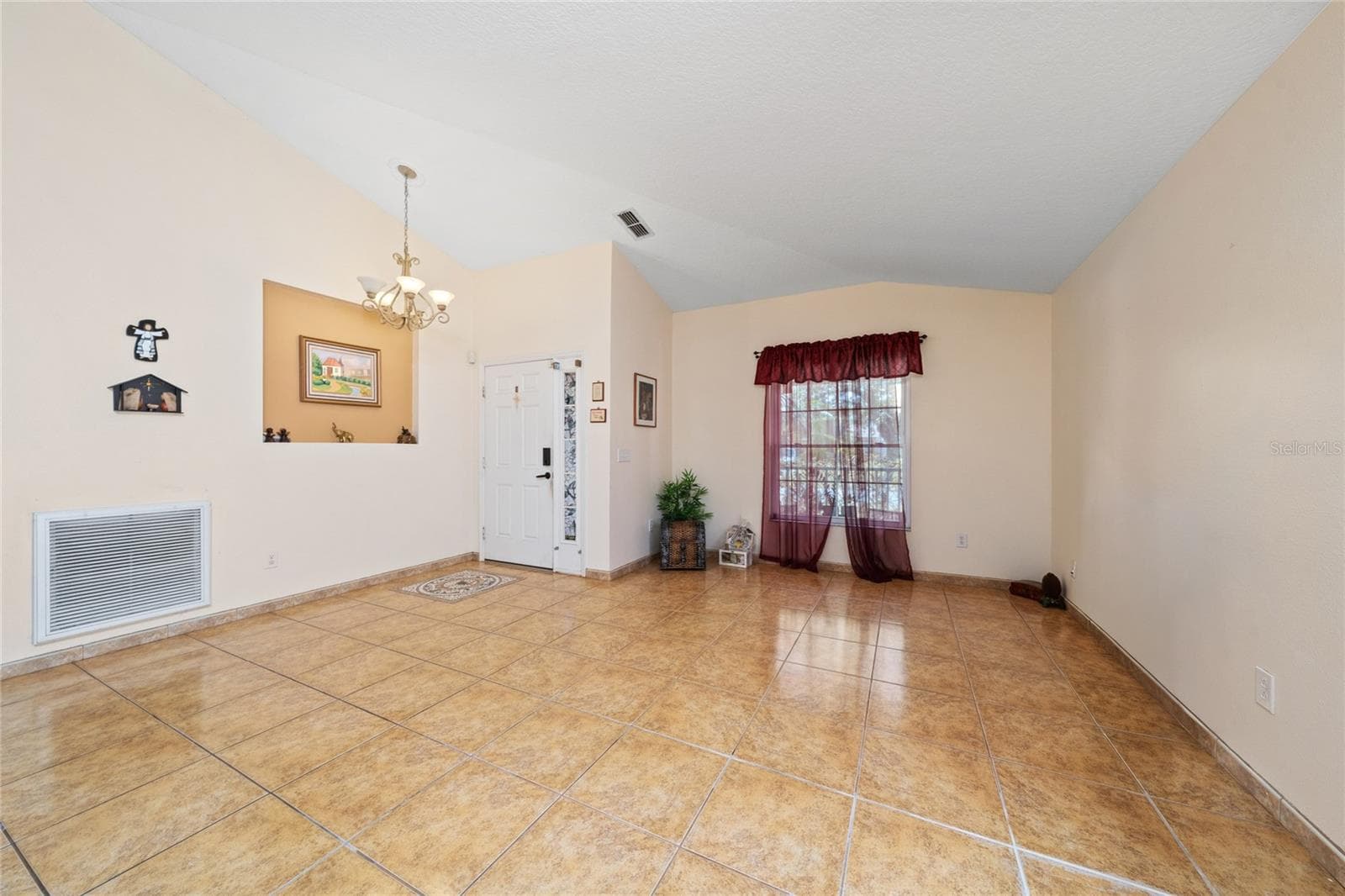 Single Family Residence at 2333 WALNUT CANYON DR, KISSIMMEE, photo 19 of 51