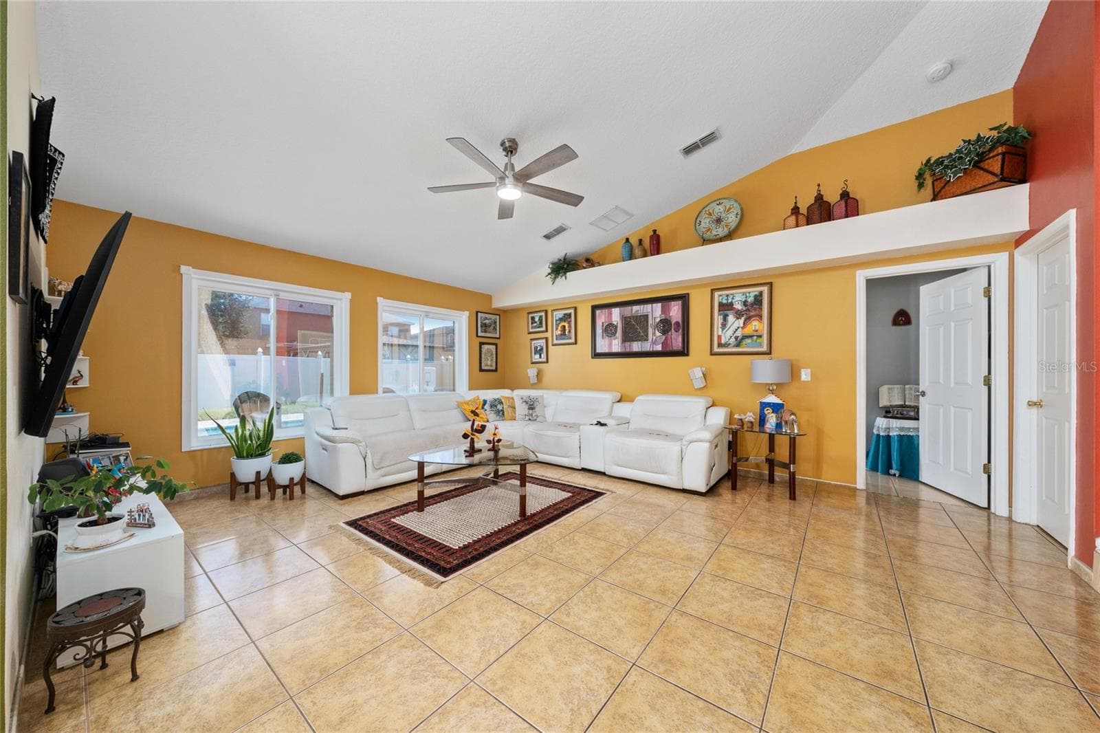 Single Family Residence at 2333 WALNUT CANYON DR, KISSIMMEE, photo 25 of 51