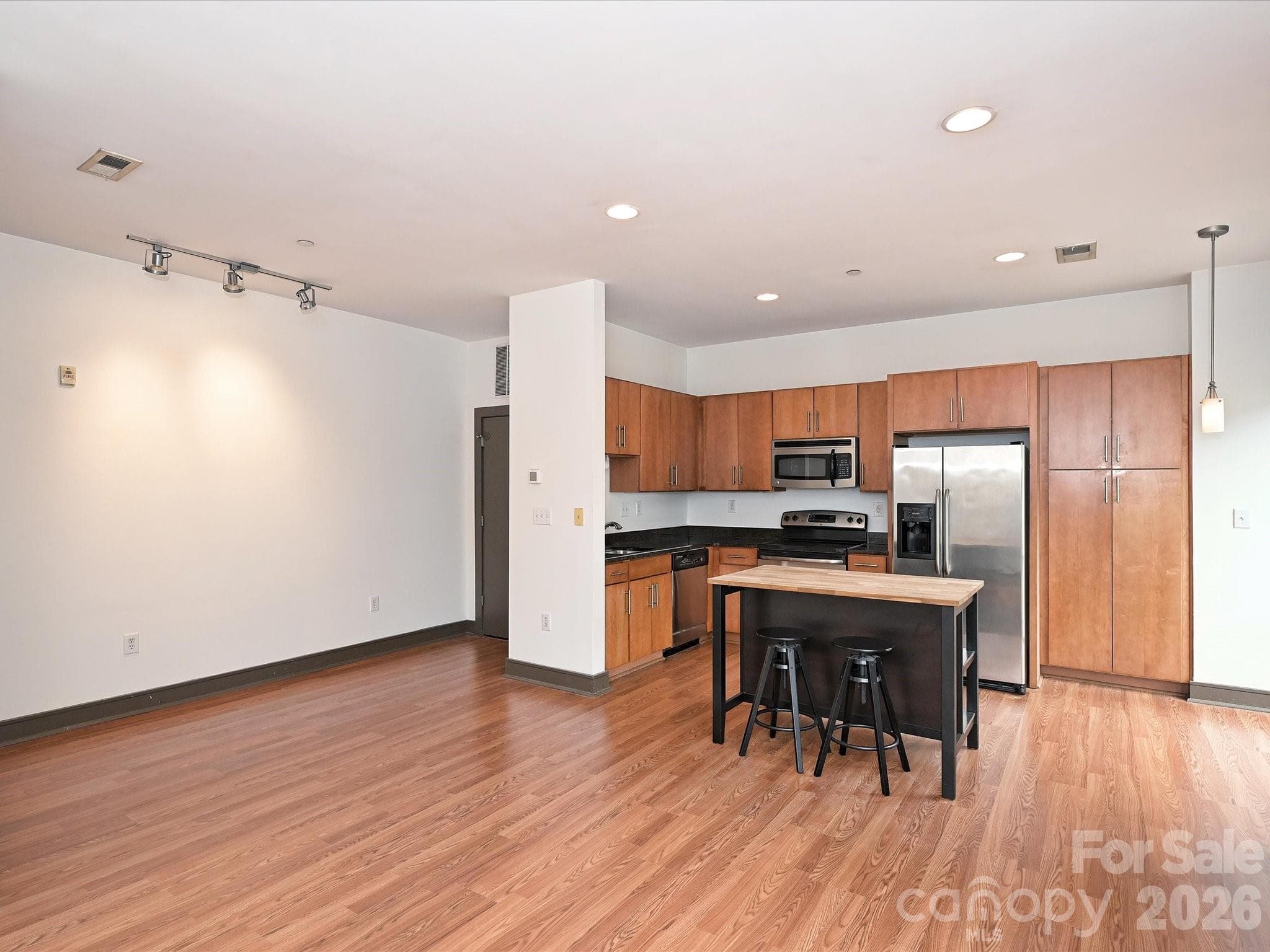 Condominium at 2200 Lyndhurst Avenue, Charlotte, photo 18 of 28