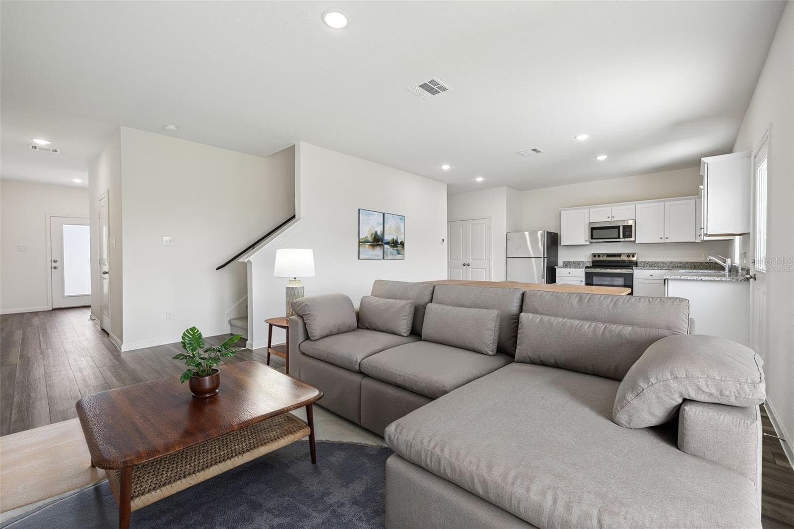 Virtually staged - 1706 TRIMBLE AVE, DELAND