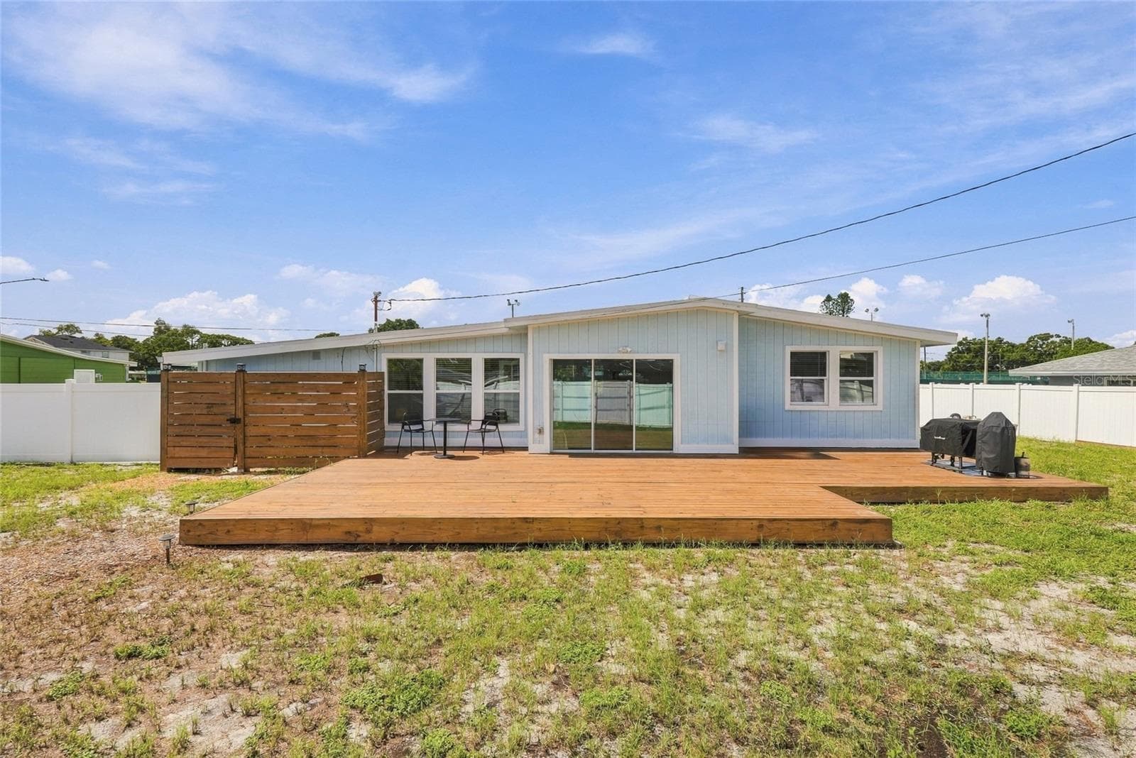Single Family Residence at 2110 ALCAZAR WAY S, ST PETERSBURG, photo 20 of 33
