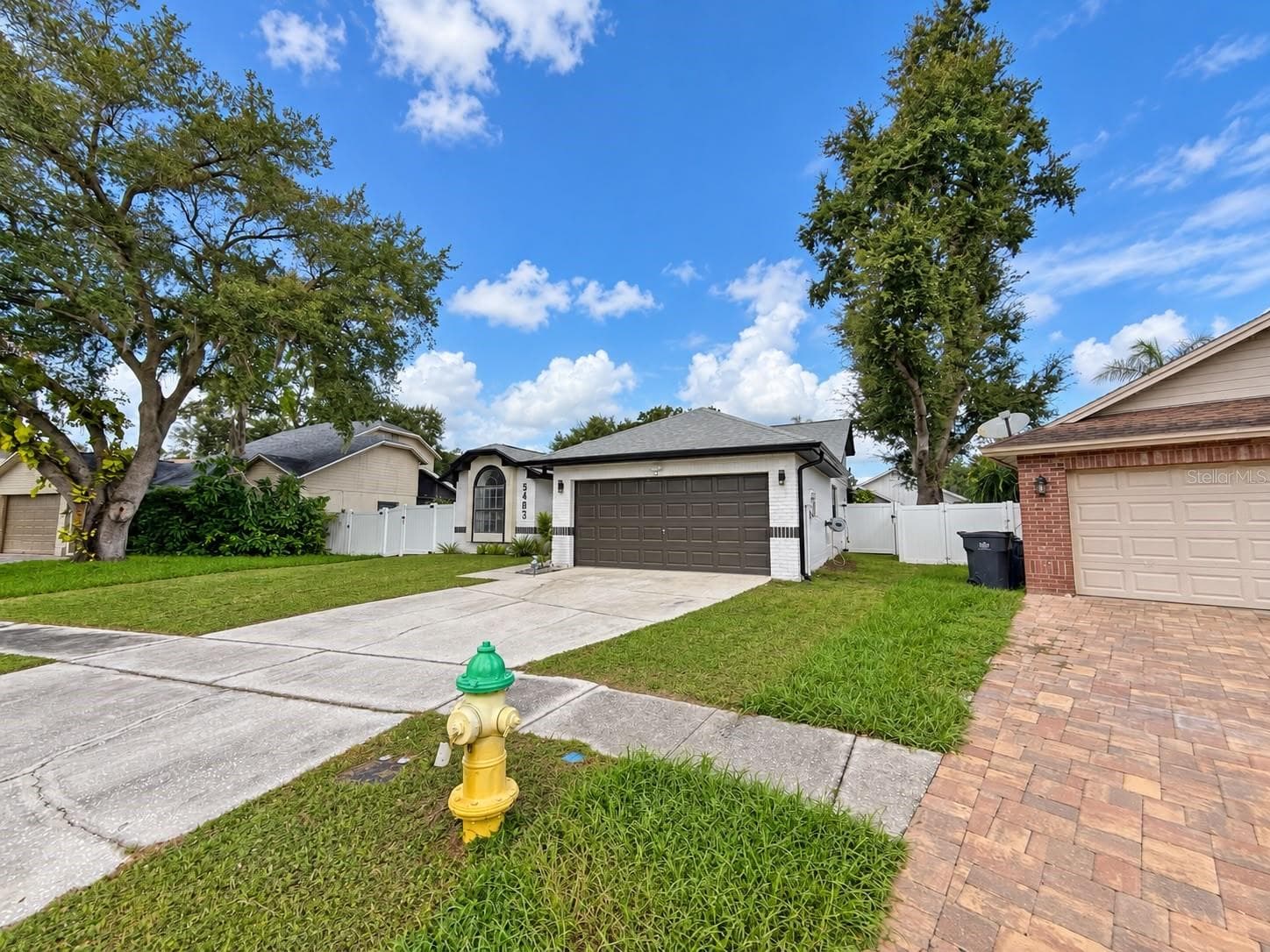 Single Family Residence at 5483 FRIARSWAY DR, TAMPA, photo 4 of 51