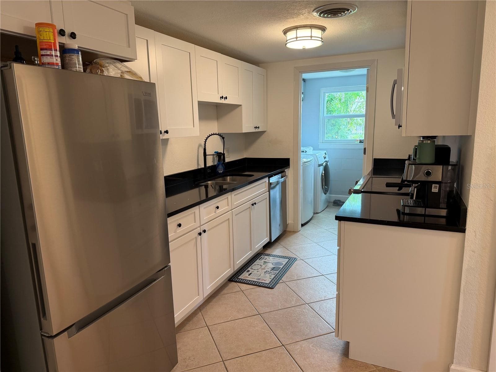 Single Family Residence at 632 AQUI ESTA DR, PUNTA GORDA, photo 12 of 36