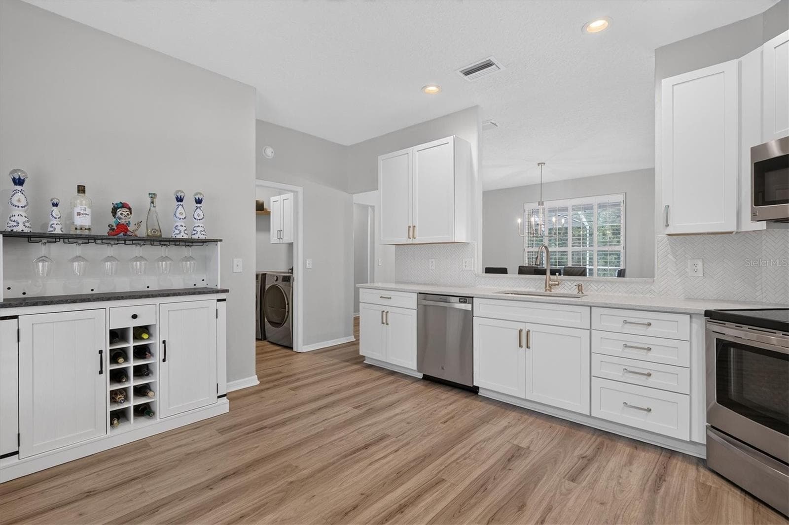 Single Family Residence at 714 HIDDEN LAKE DR, TARPON SPRINGS, photo 15 of 42