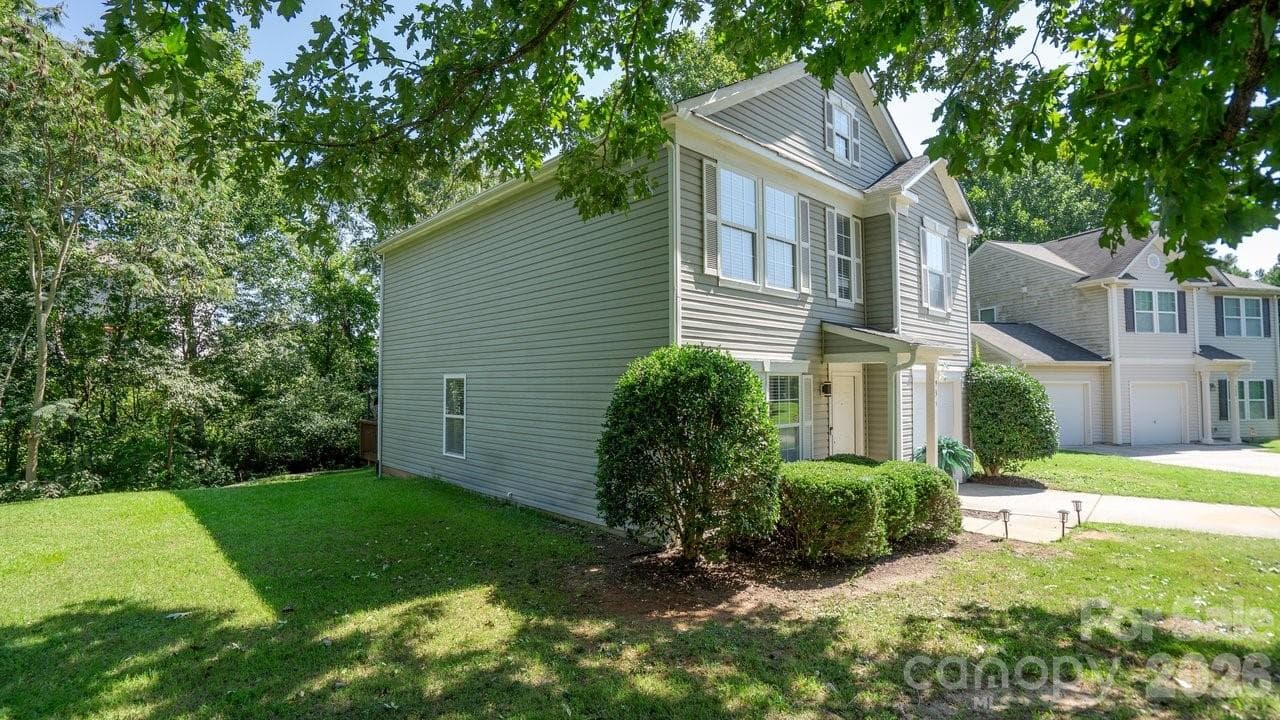 Single Family Residence at 935 Torsion Lane, Clover, photo 29 of 31
