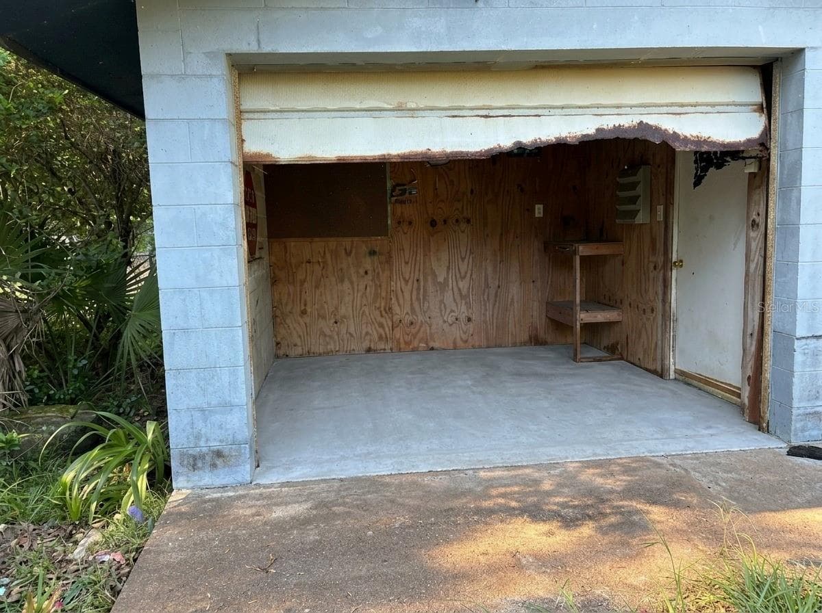 Duplex at 17990 SE 51ST ST, OCKLAWAHA, photo 9 of 56