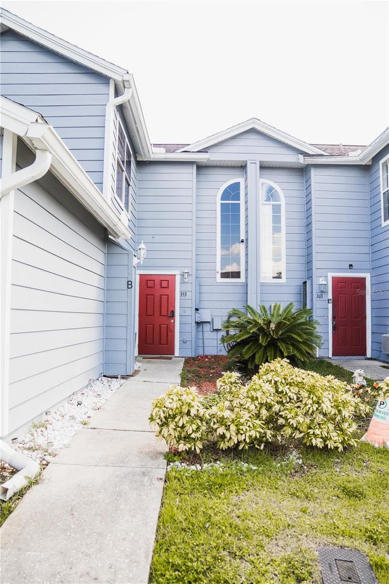 353 CARIBBEAN DR #110