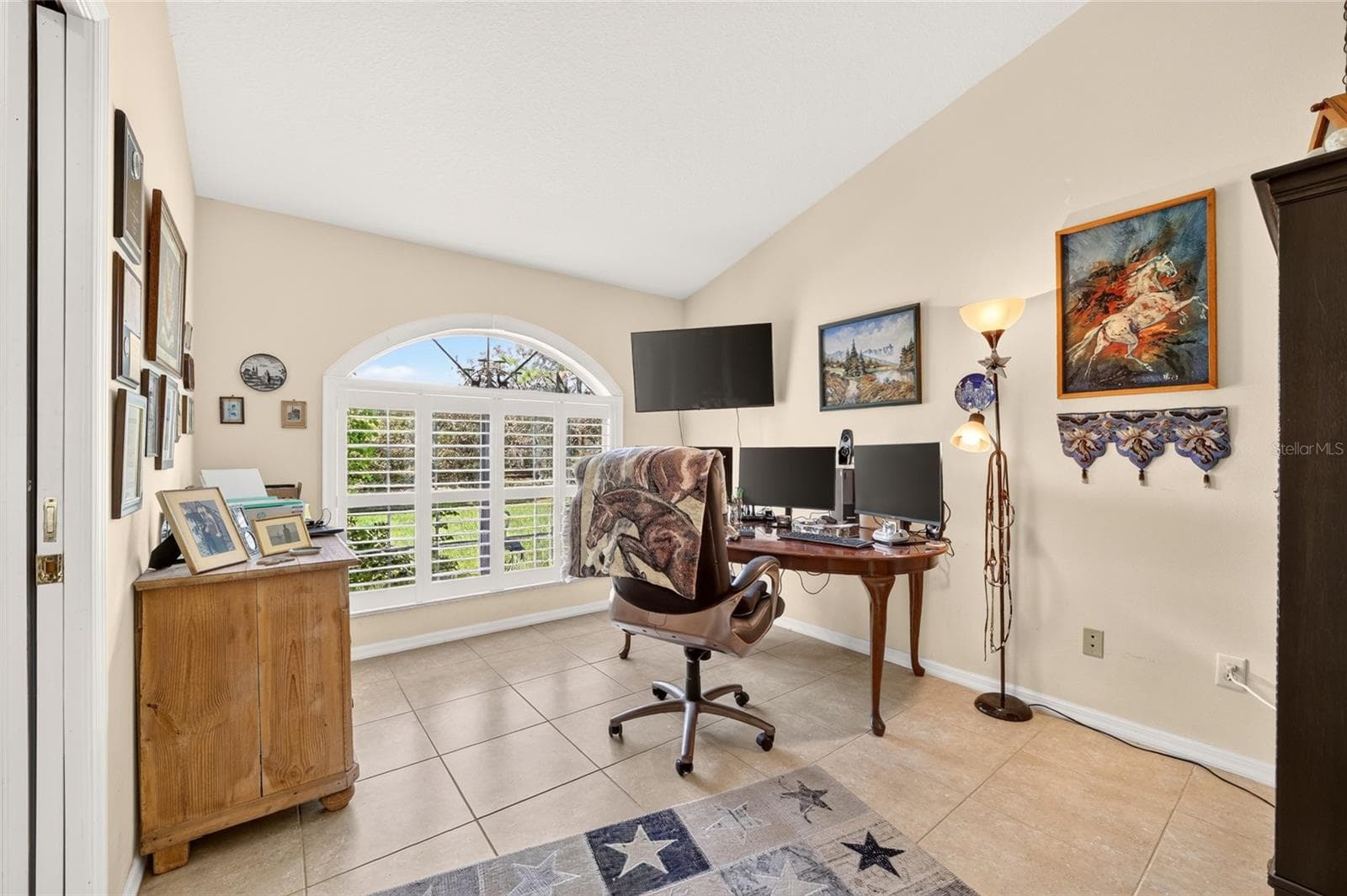 Office - 4295 N BRIDGER DR, BEVERLY HILLS