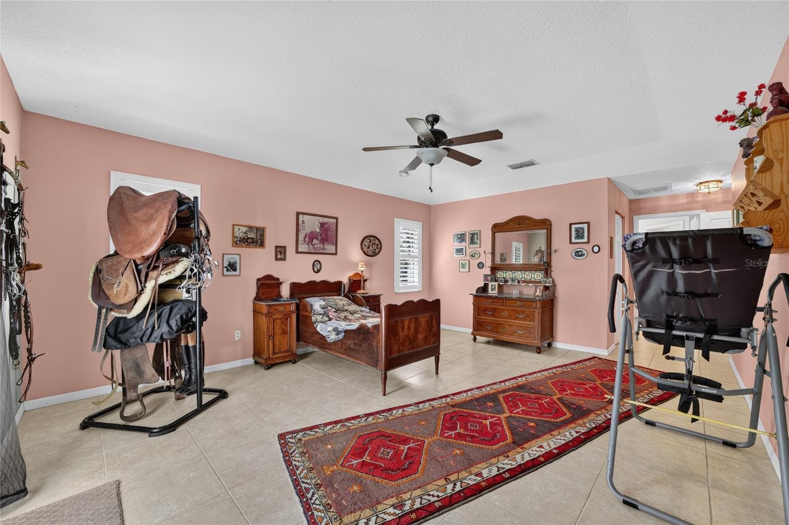 Primary Suite - 4295 N BRIDGER DR, BEVERLY HILLS