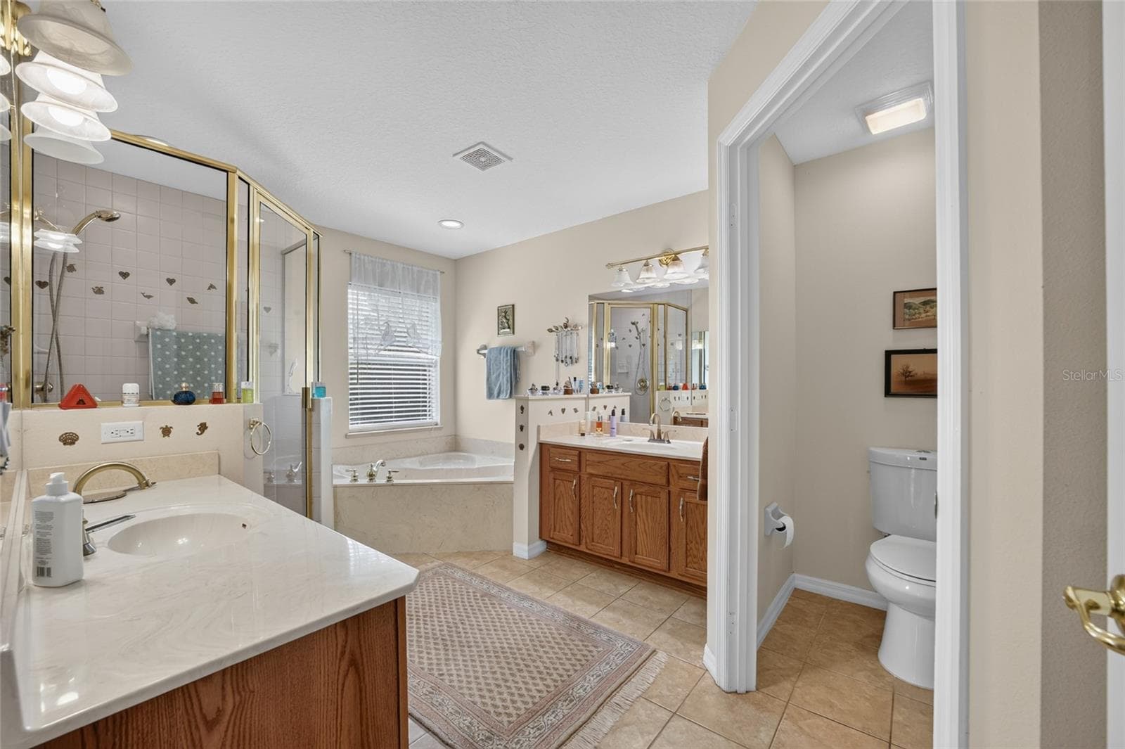 Primary Bathroom - 4295 N BRIDGER DR, BEVERLY HILLS