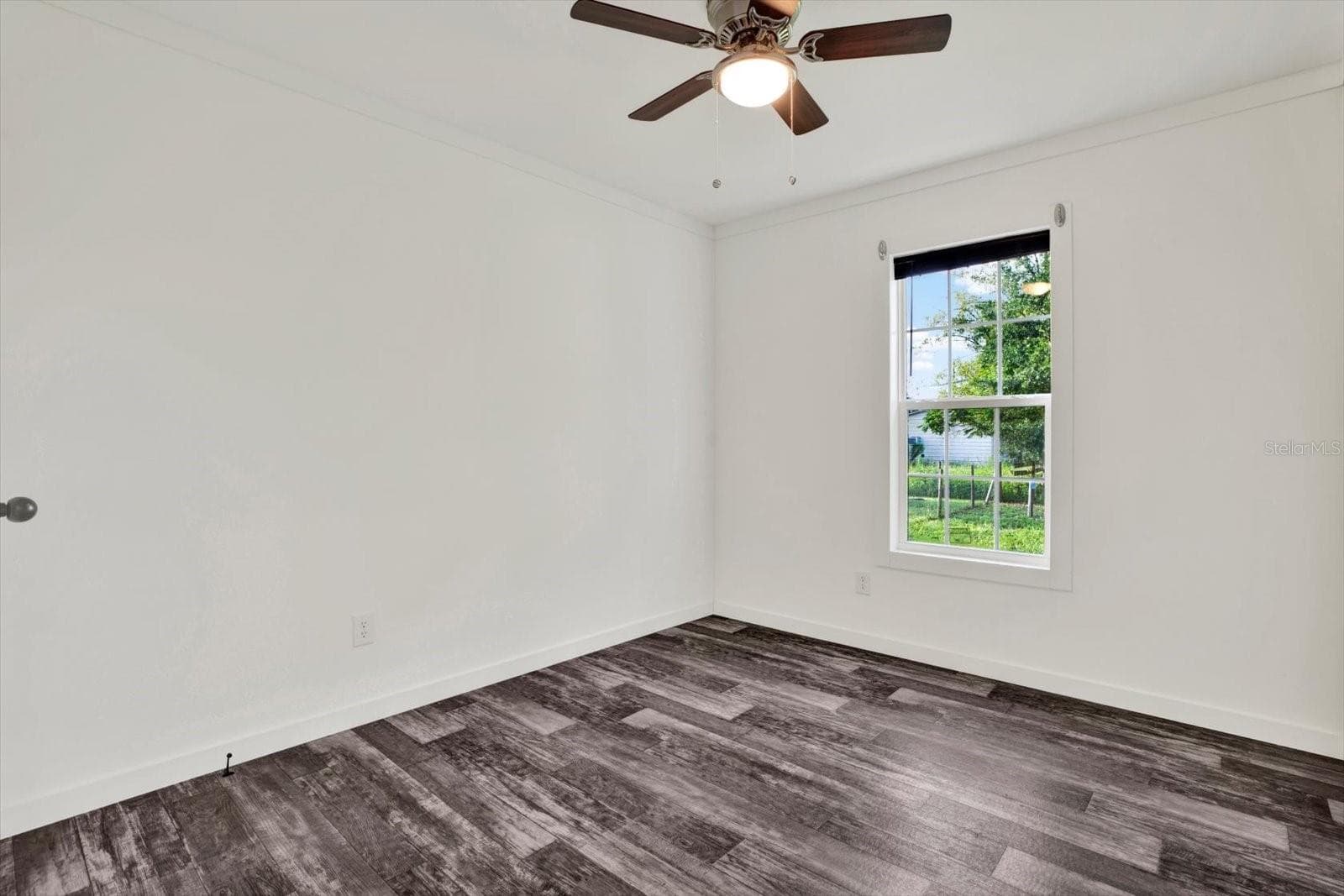Manufactured Home at 16066 NARROW ST, BROOKSVILLE, photo 14 of 19