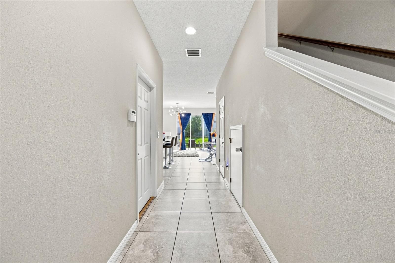 Townhouse at 7030 SUMMER HOLLY PL, RIVERVIEW, photo 5 of 35