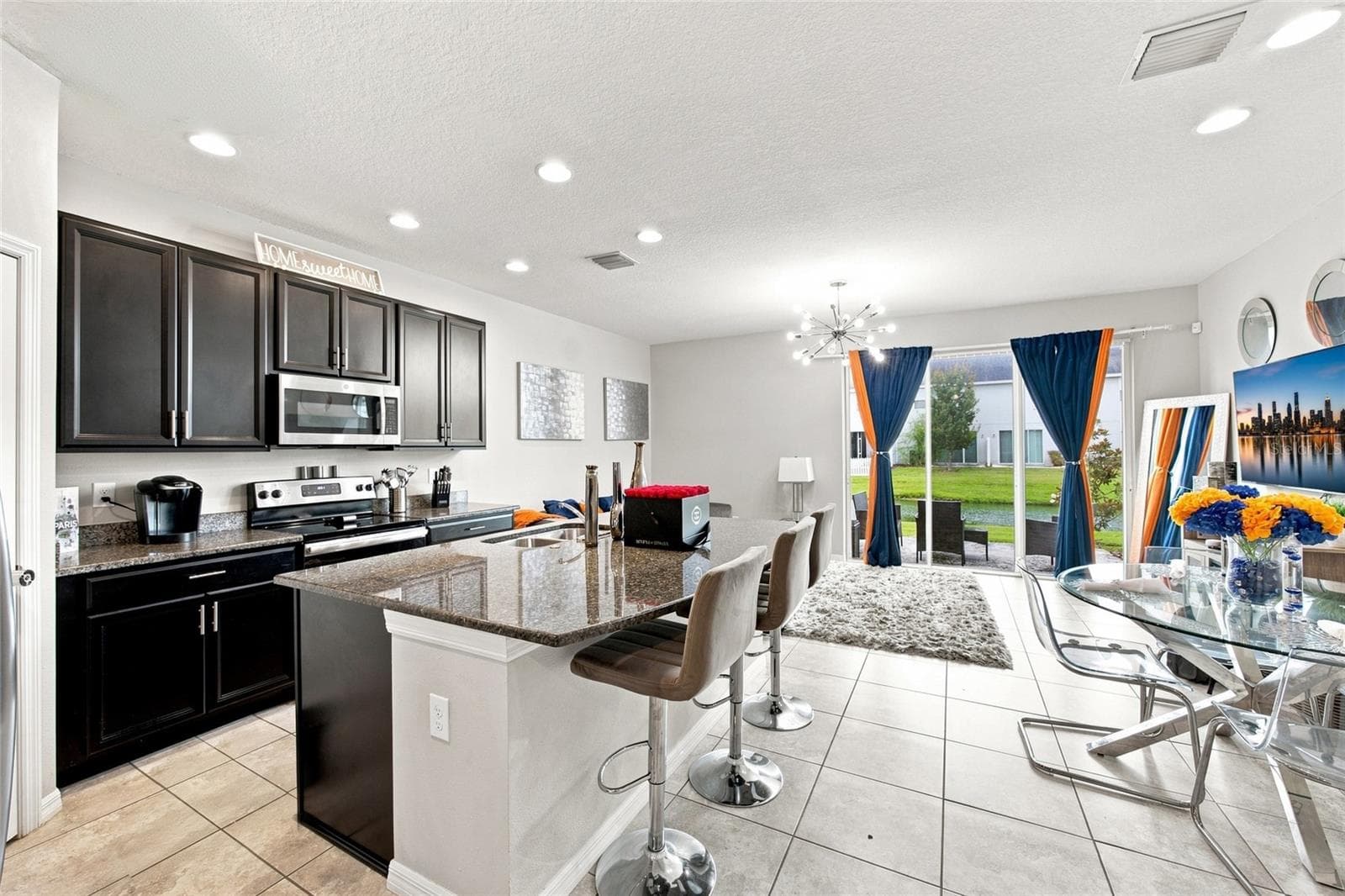 Townhouse at 7030 SUMMER HOLLY PL, RIVERVIEW, photo 12 of 35