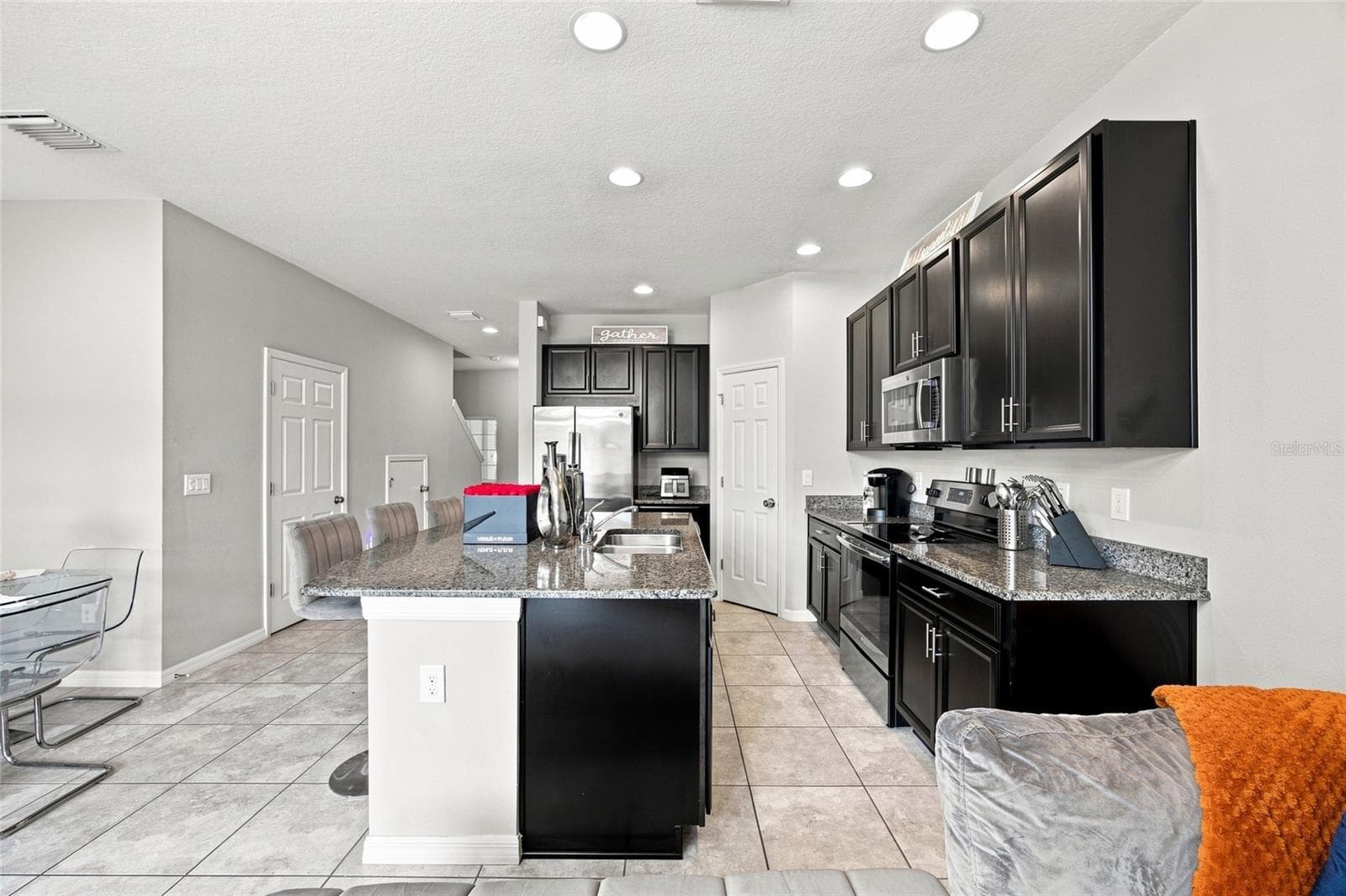 Townhouse at 7030 SUMMER HOLLY PL, RIVERVIEW, photo 15 of 35