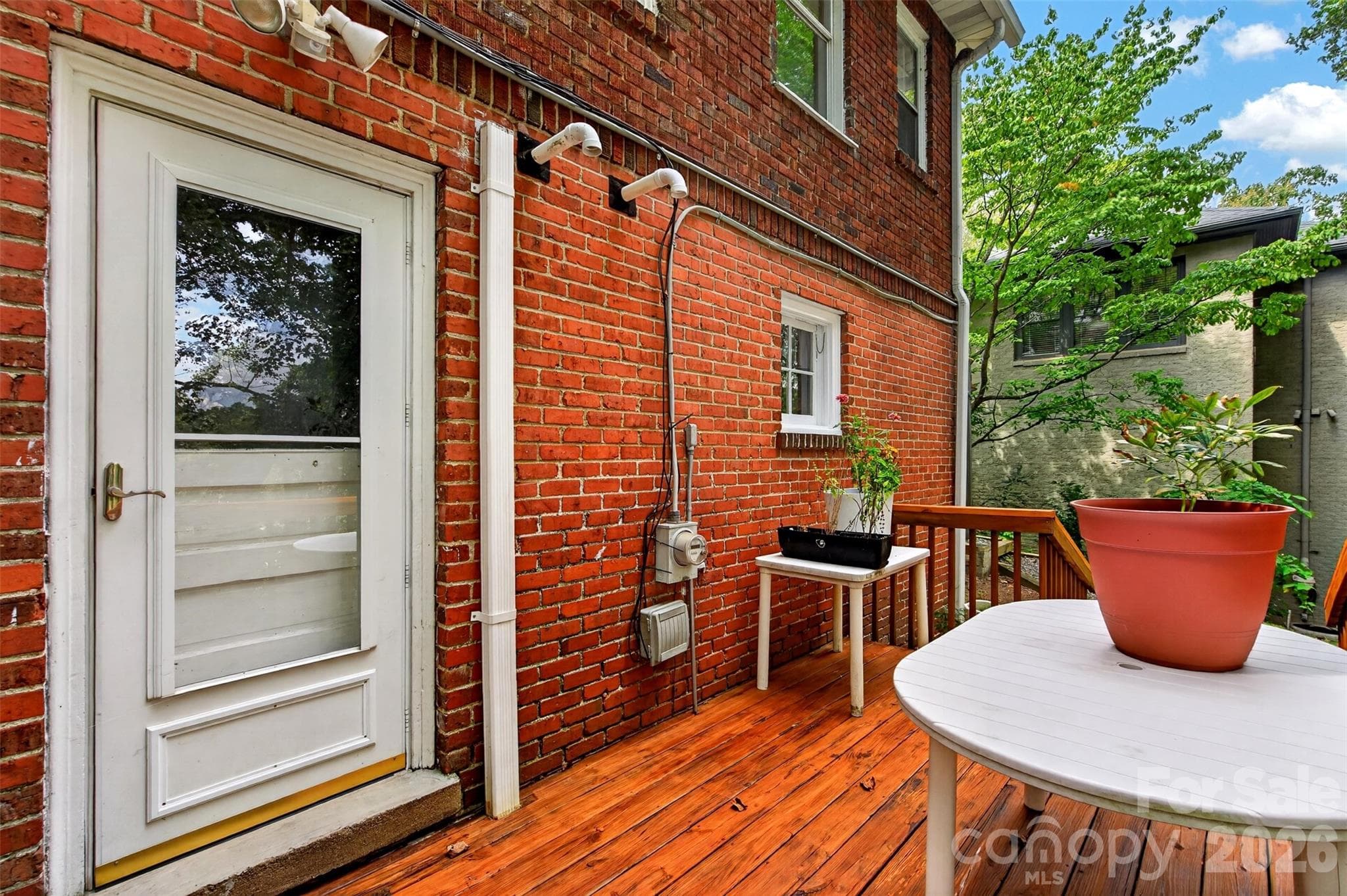 Basement Deck - 70 Saint Dunstans Circle, Asheville