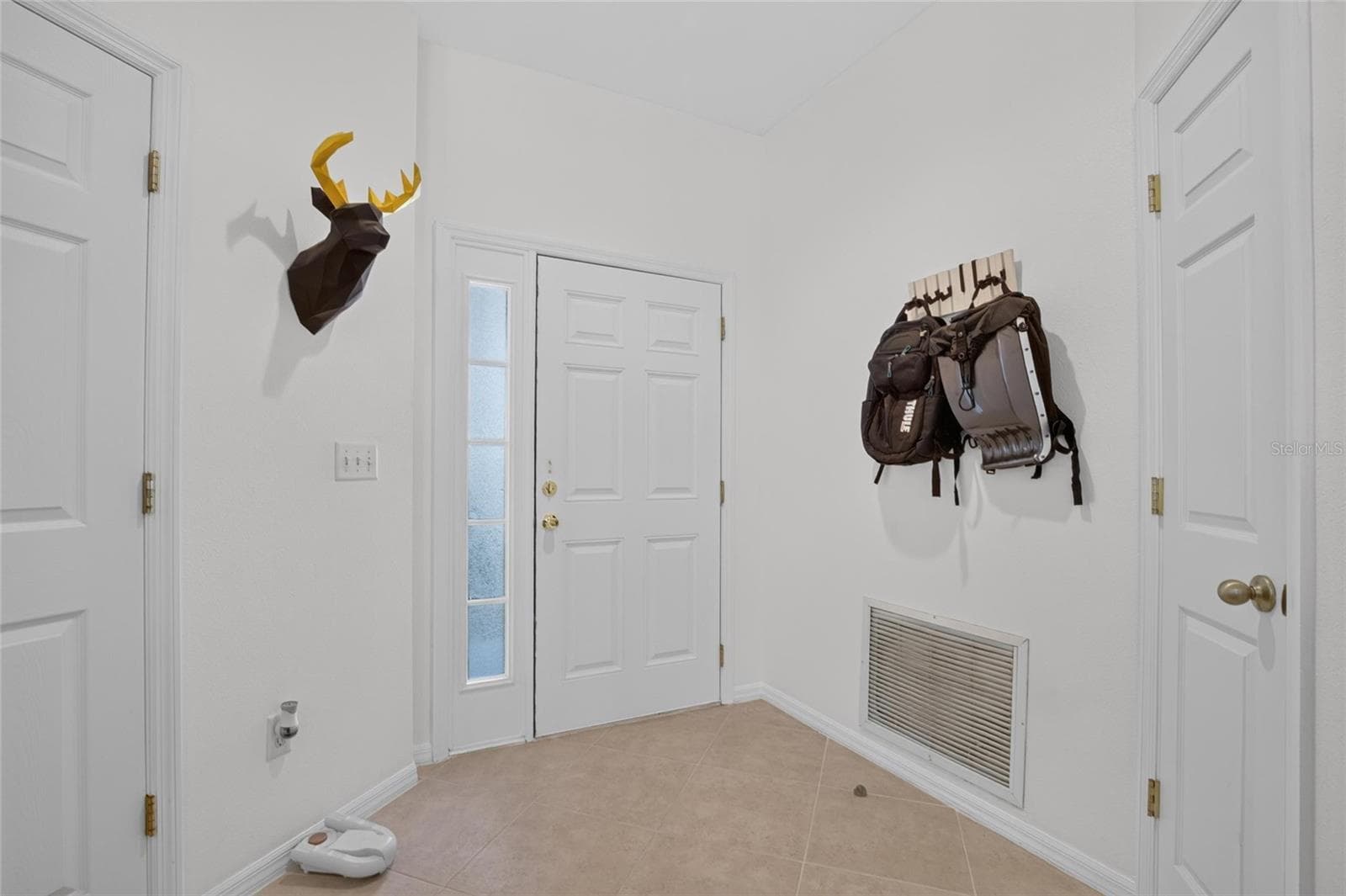 Townhouse at 19262 STONE HEDGE DR, TAMPA, photo 12 of 43