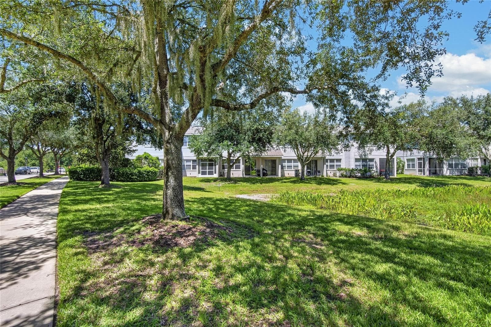 Townhouse at 19262 STONE HEDGE DR, TAMPA, photo 36 of 43