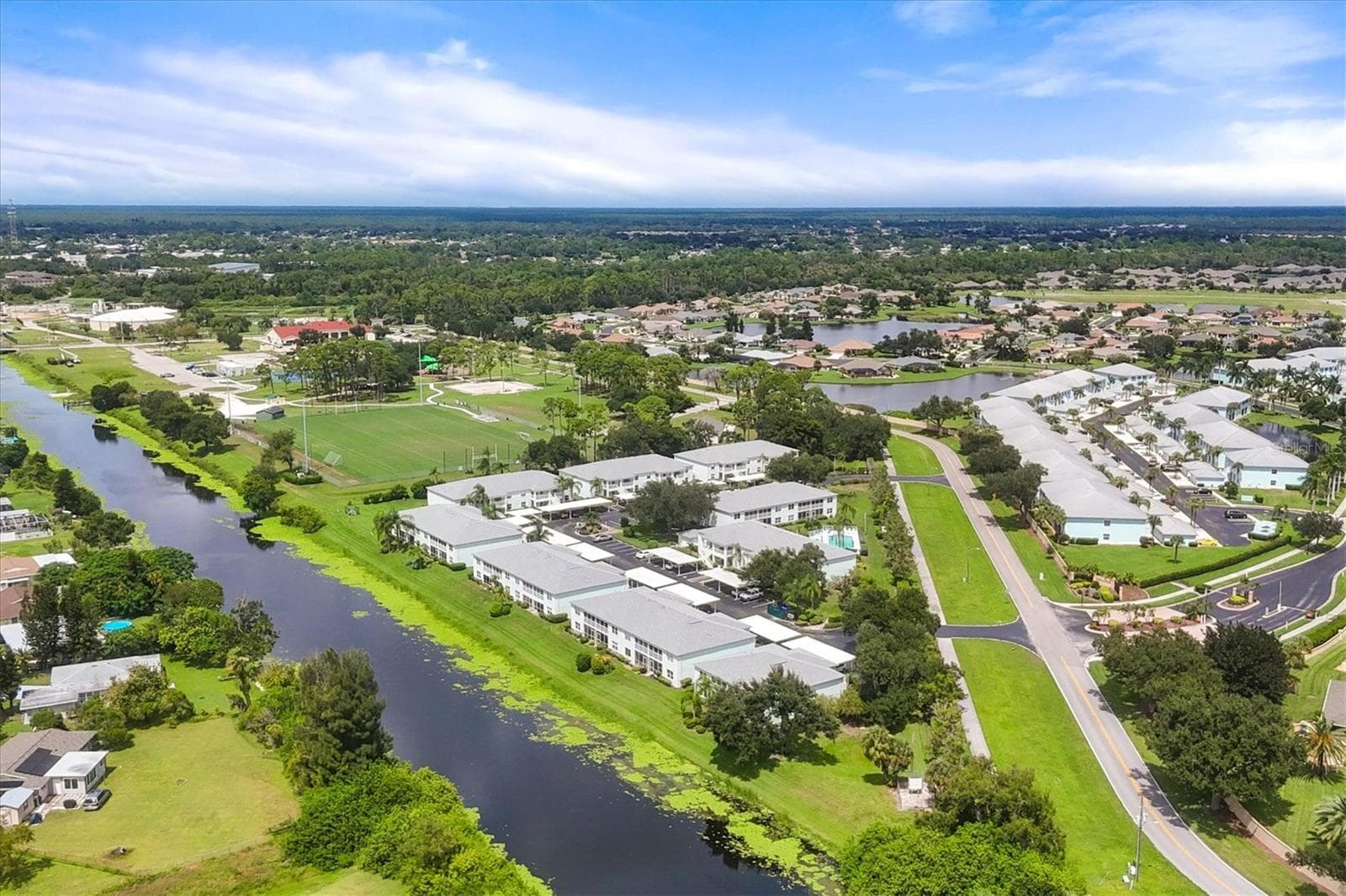 Condominium at 5725 GREENWOOD AVE #4203, NORTH PORT, photo 26 of 30