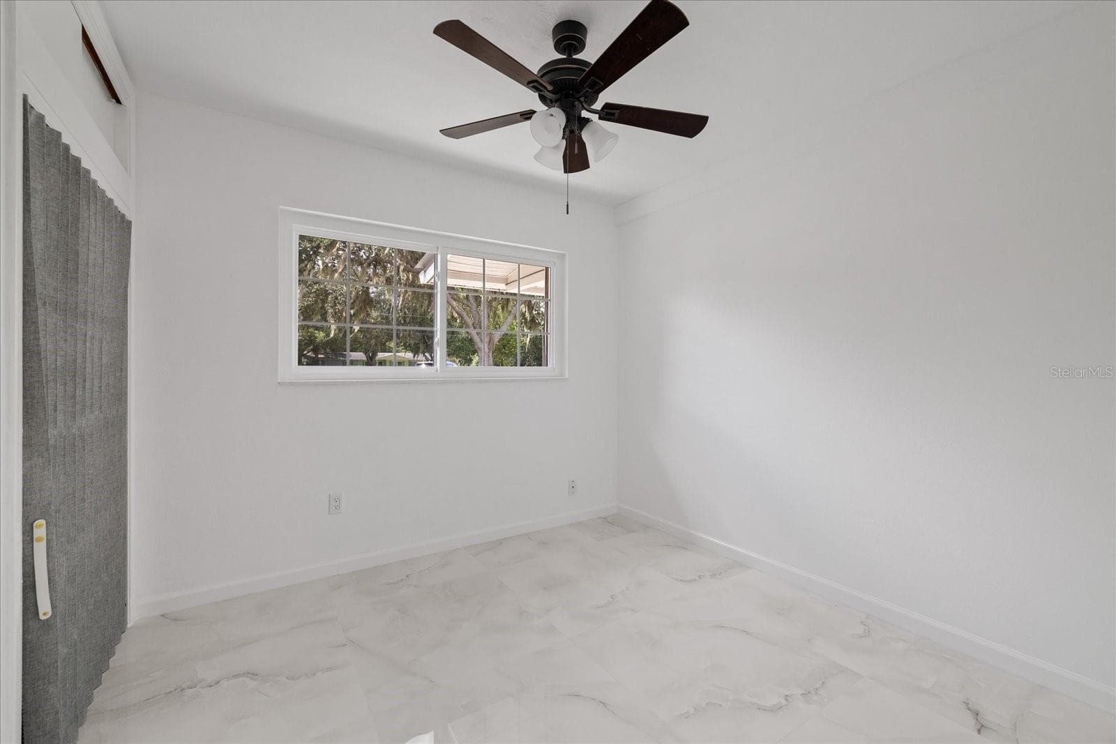 Single Family Residence at 8125 N SOCRUM LOOP RD, LAKELAND, photo 27 of 47