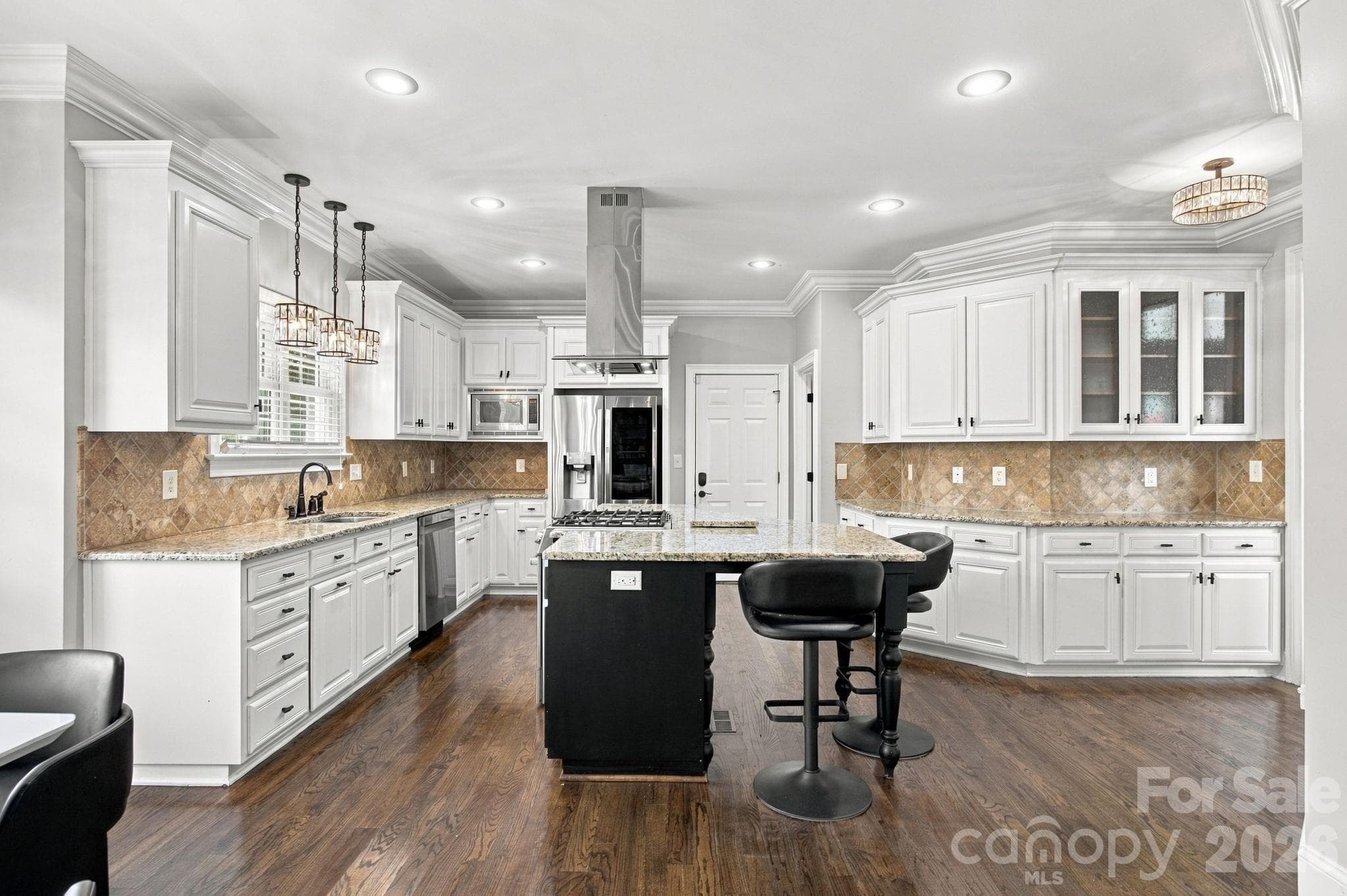 Single Family Residence at 6671 Fox Ridge Circle, Davidson, photo 18 of 48