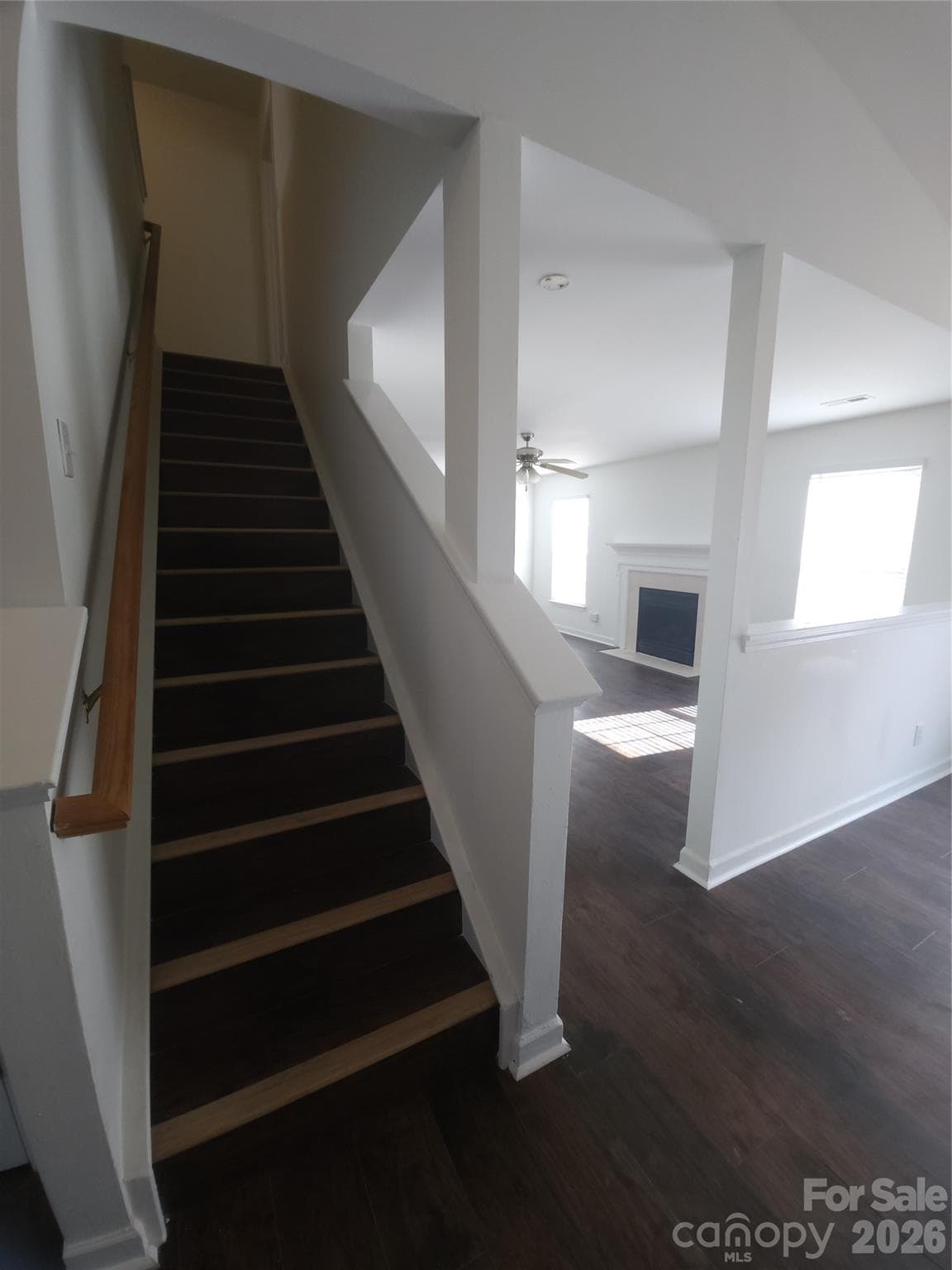 Single Family Residence at 8103 Lamplighter Place, Charlotte, photo 8 of 15