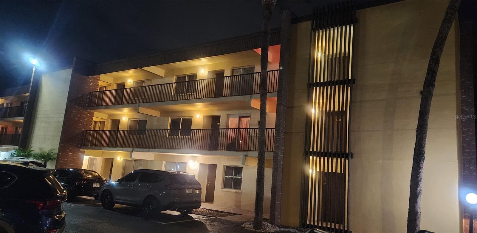 night view - 4435 1ST ST NE #111, ST PETERSBURG