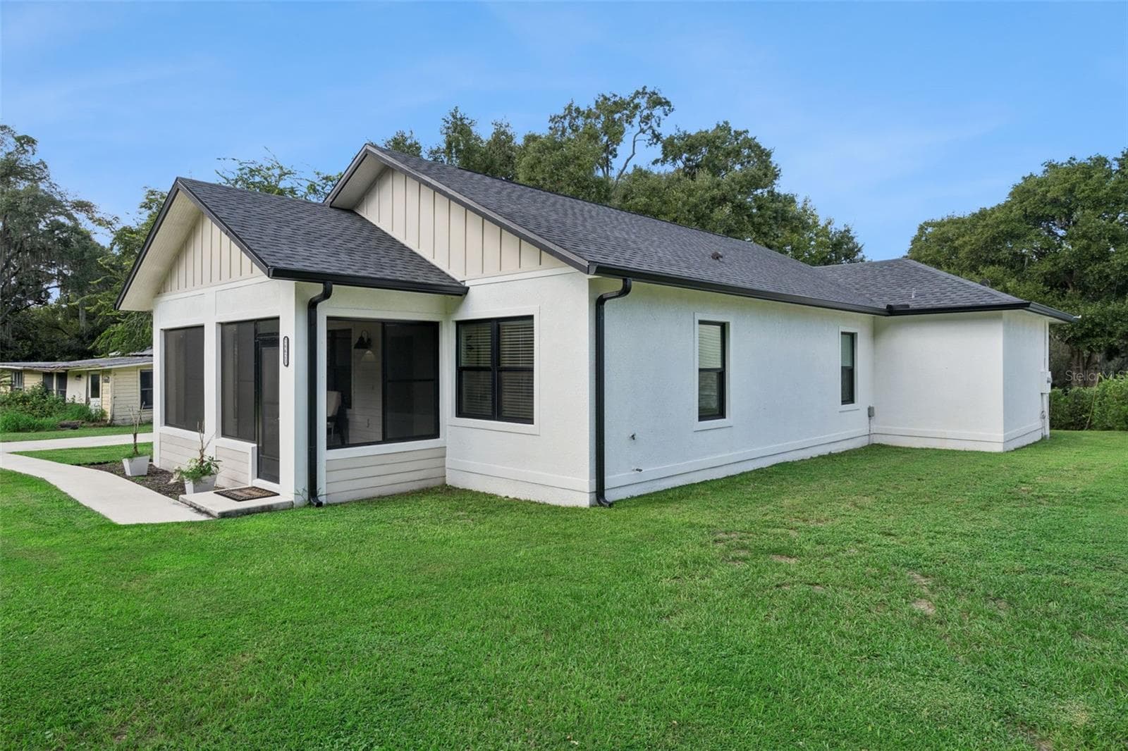 Single Family Residence at 16623 OKLAHOMA ST, CLERMONT, photo 20 of 24