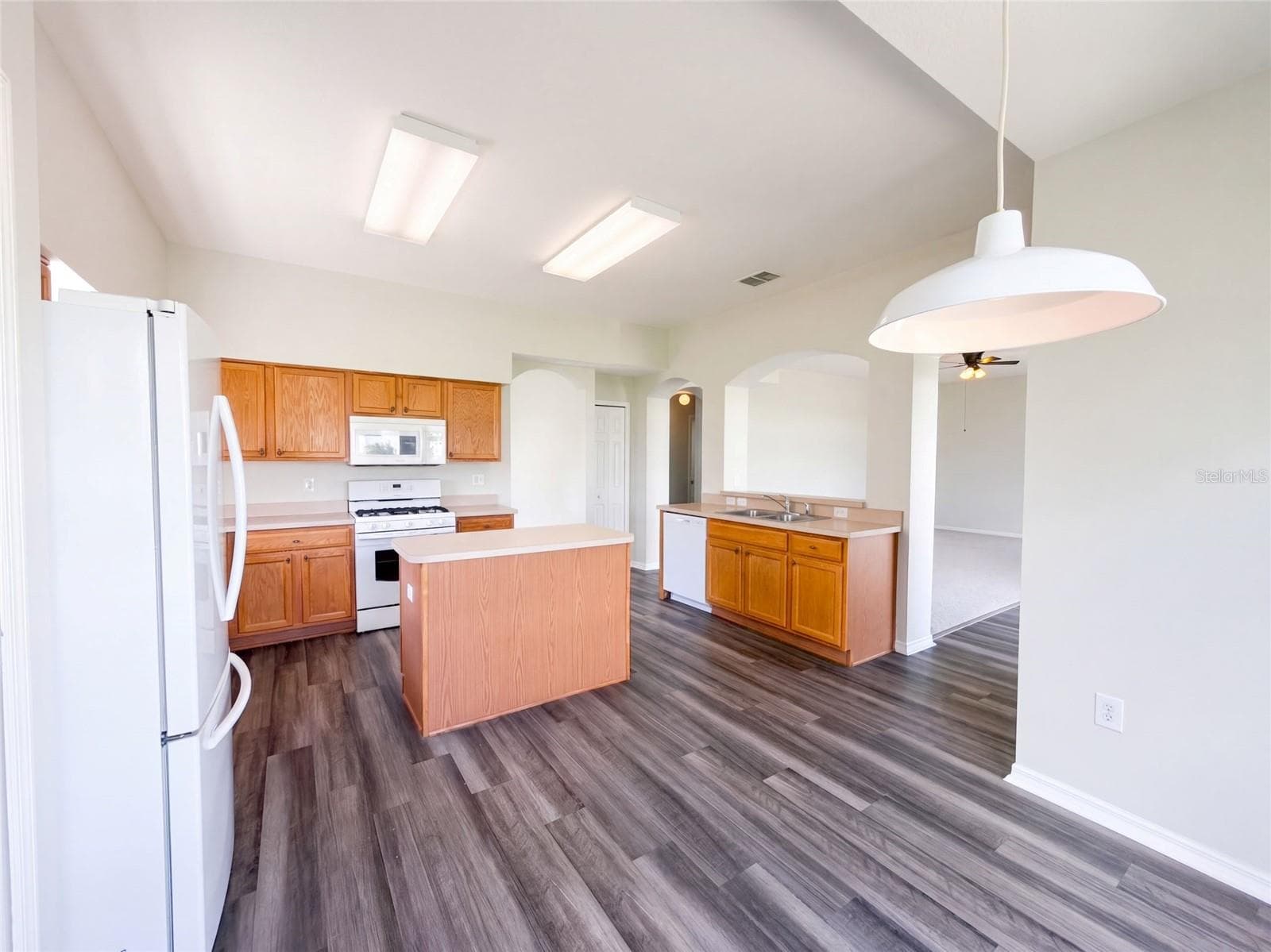 Single Family Residence at 4920 TRINIDAD DR, LAND O LAKES, photo 2 of 29