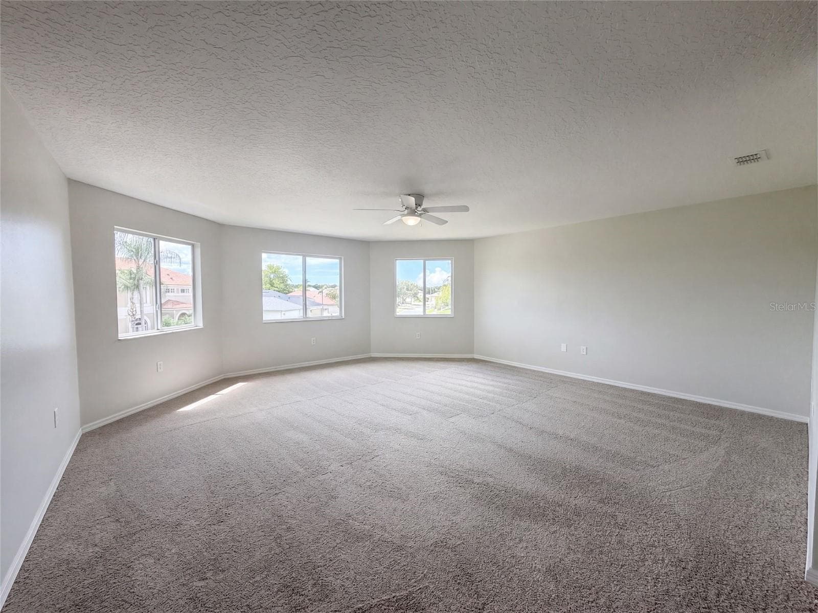 Single Family Residence at 4920 TRINIDAD DR, LAND O LAKES, photo 4 of 29