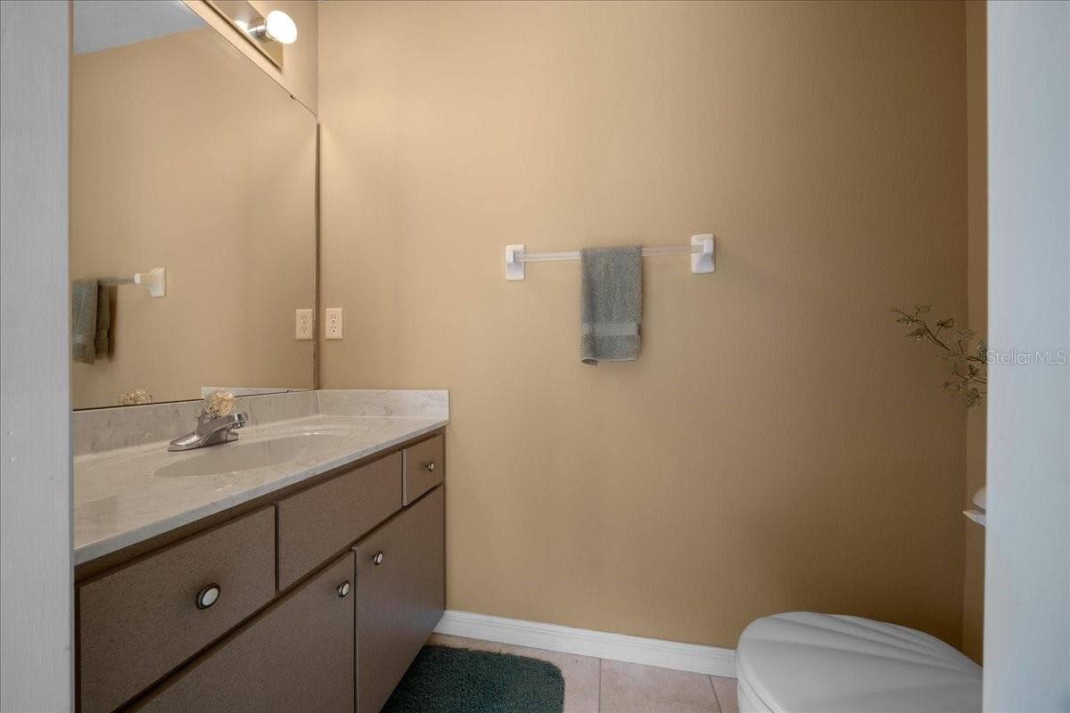 1/2 Bath on back patio - 8479 SW 134TH AVE, DUNNELLON