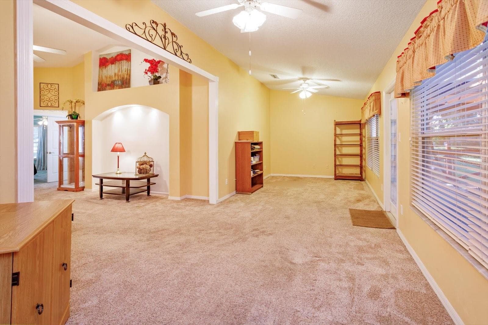 Den / Office - 25845 GLEN EAGLE DR, LEESBURG