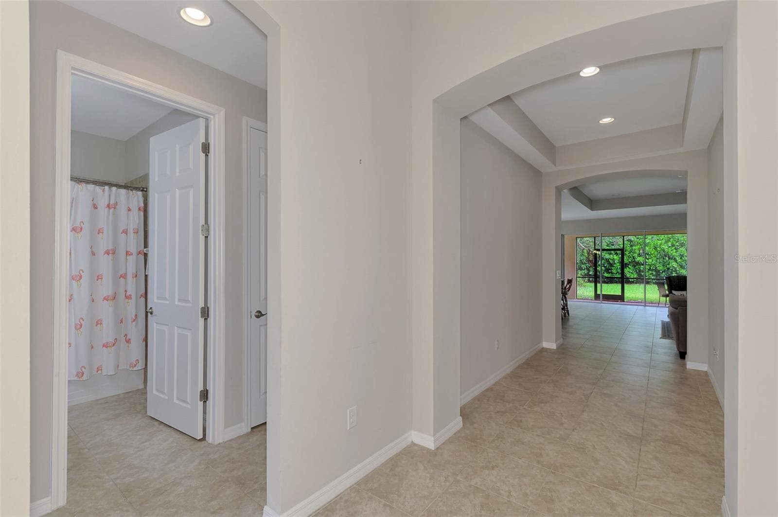 Single Family Residence at 11662 PARROTFISH ST, VENICE, photo 10 of 79