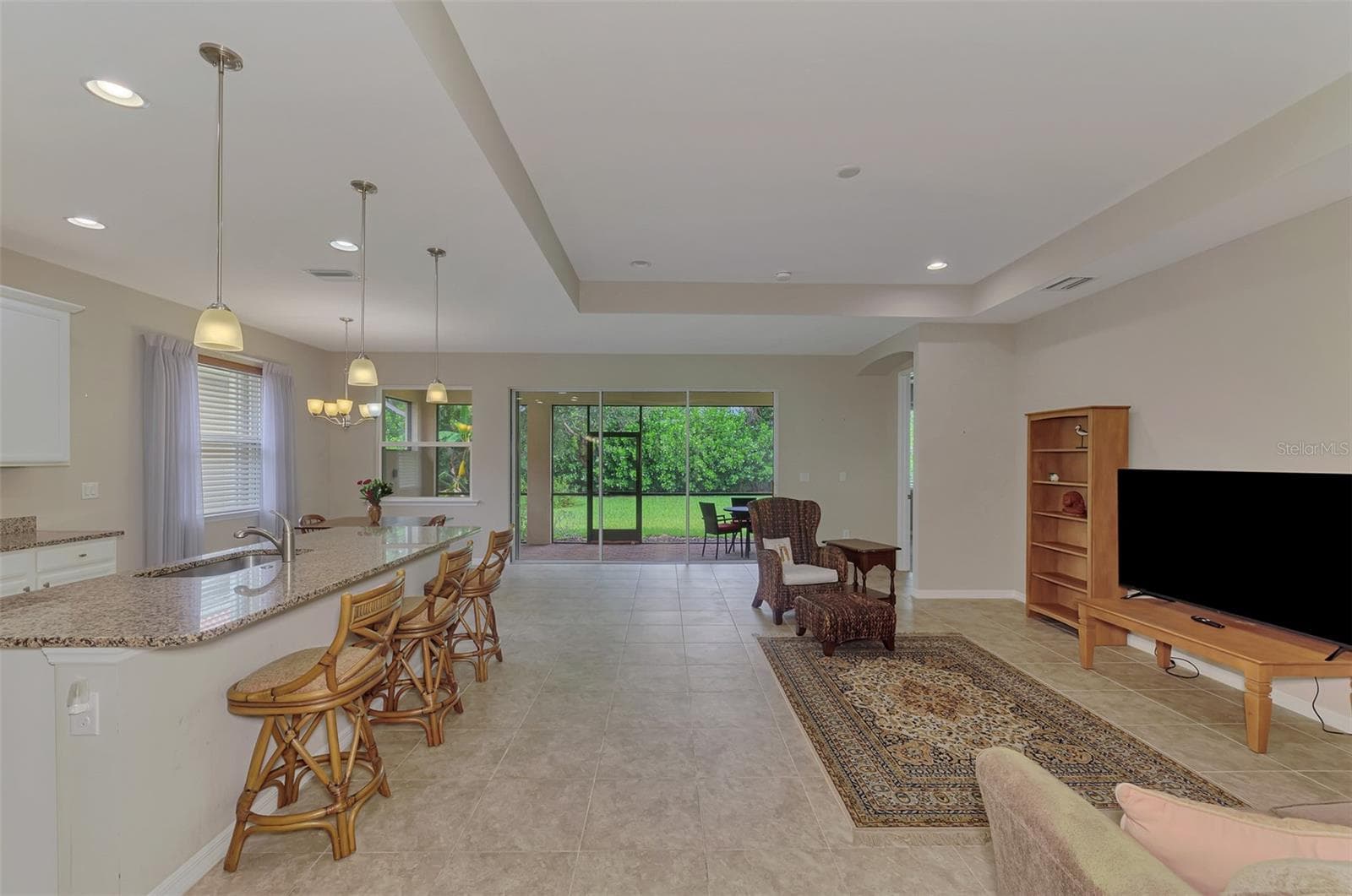 Single Family Residence at 11662 PARROTFISH ST, VENICE, photo 12 of 79