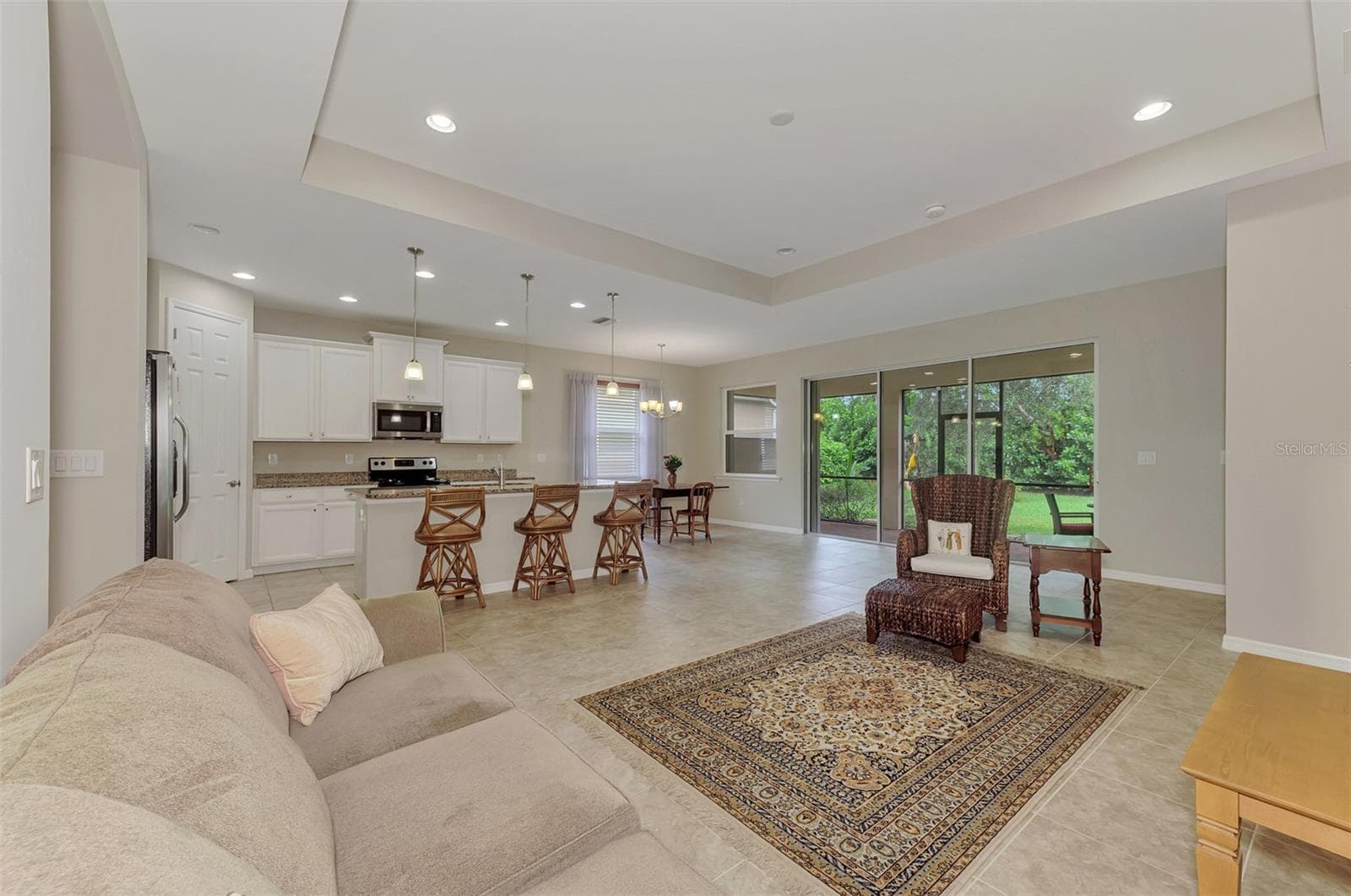Single Family Residence at 11662 PARROTFISH ST, VENICE, photo 16 of 79