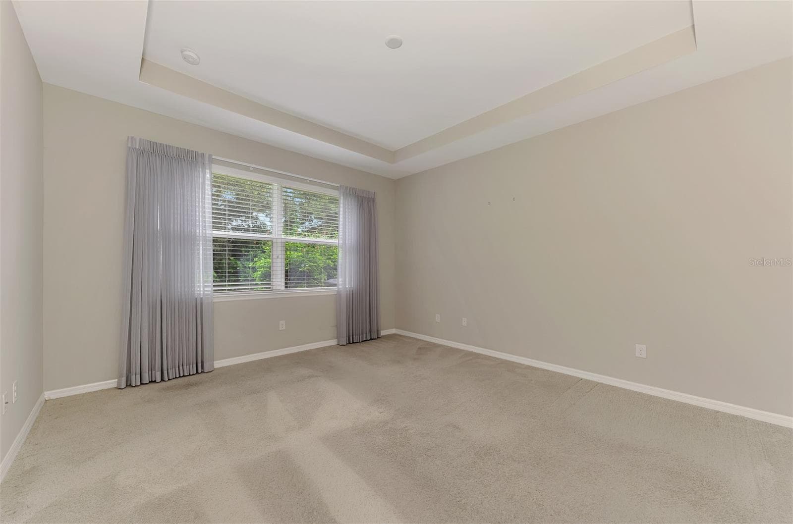 Single Family Residence at 11662 PARROTFISH ST, VENICE, photo 31 of 79